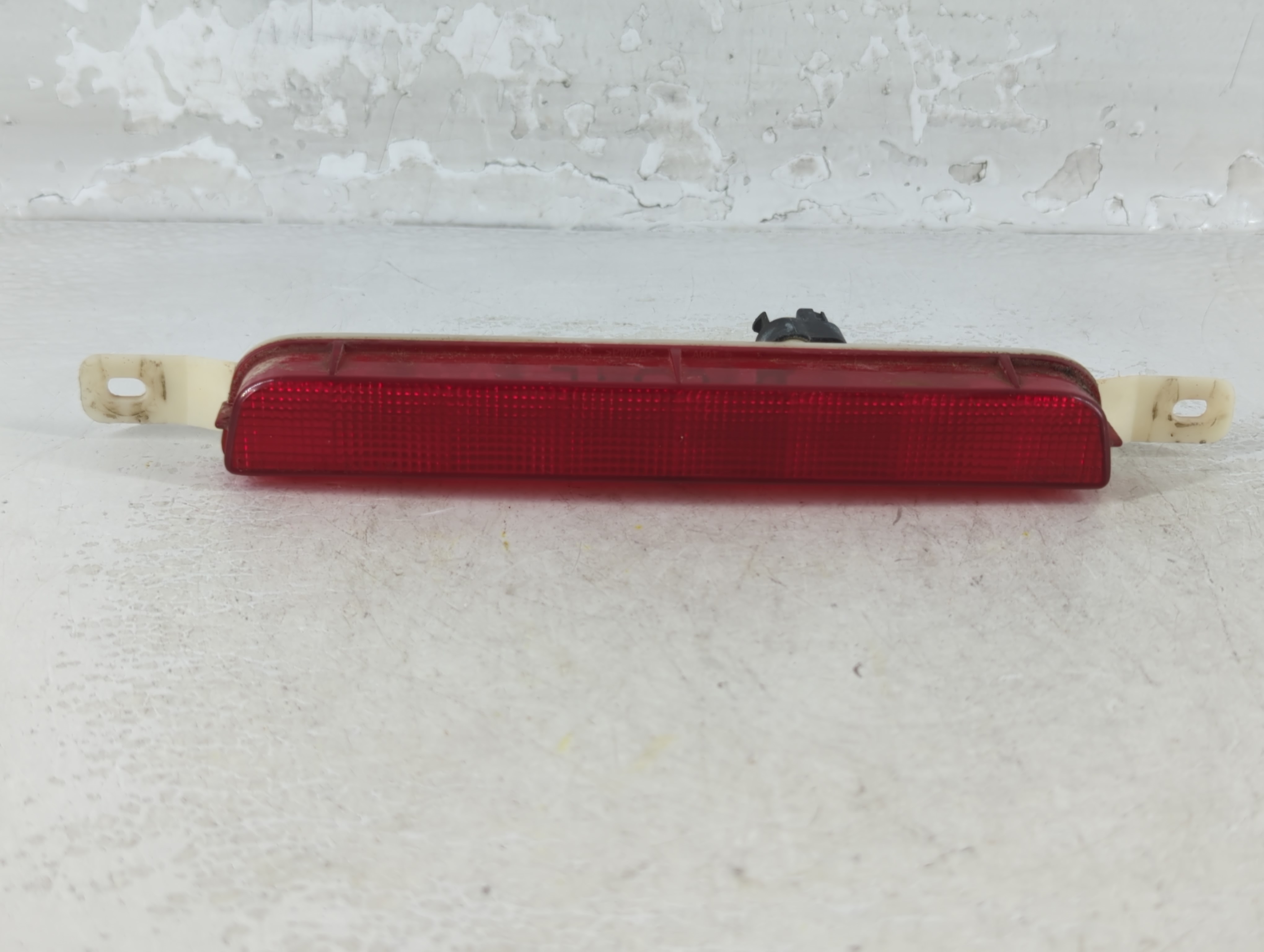 Picture of 2008 Chrysler Town & Country Third Brake Light Tail Light 938297