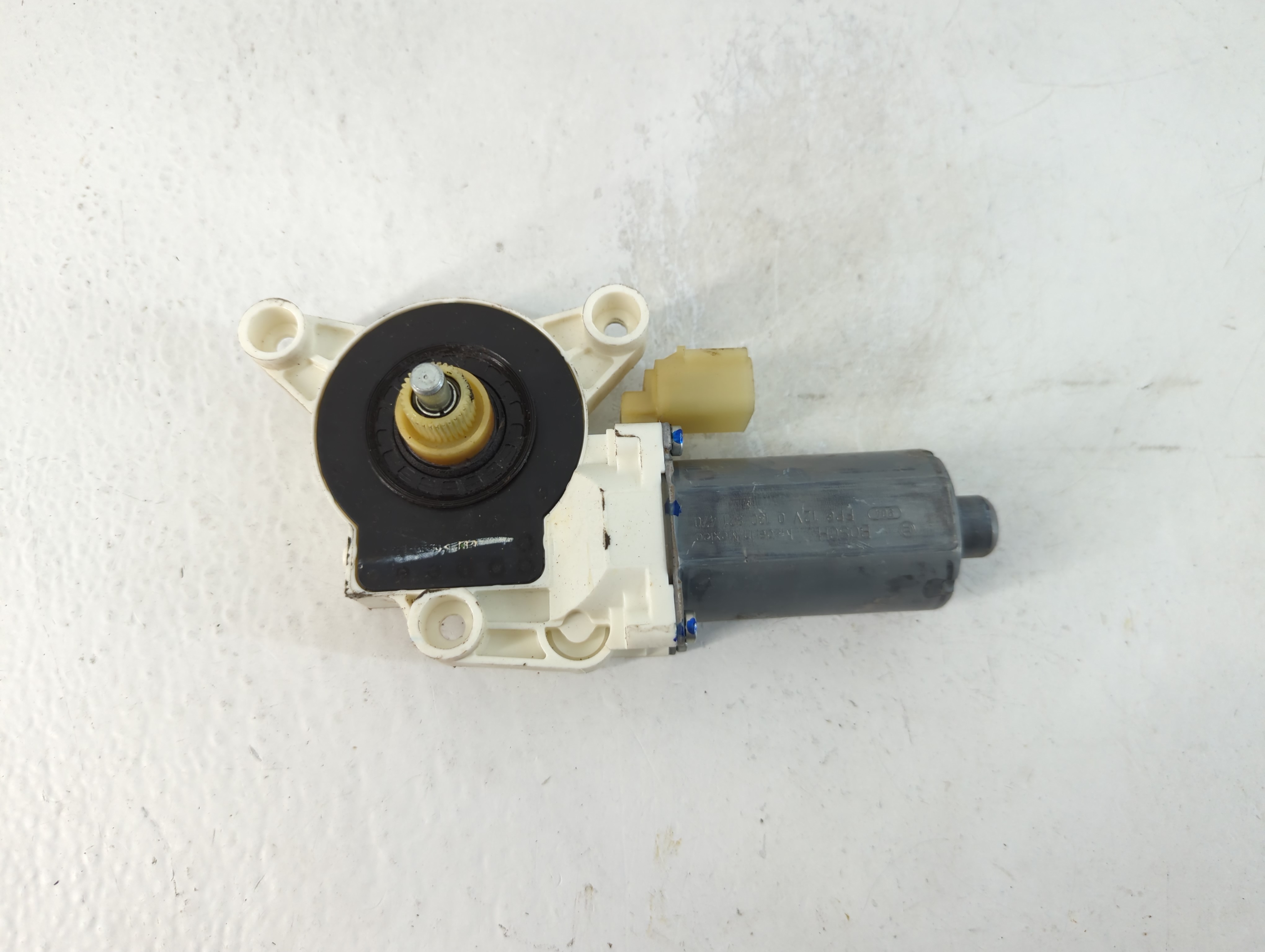 Picture of 2008-2016 Chrysler Town & Country Passenger Rear Right Power Window Motor 938314