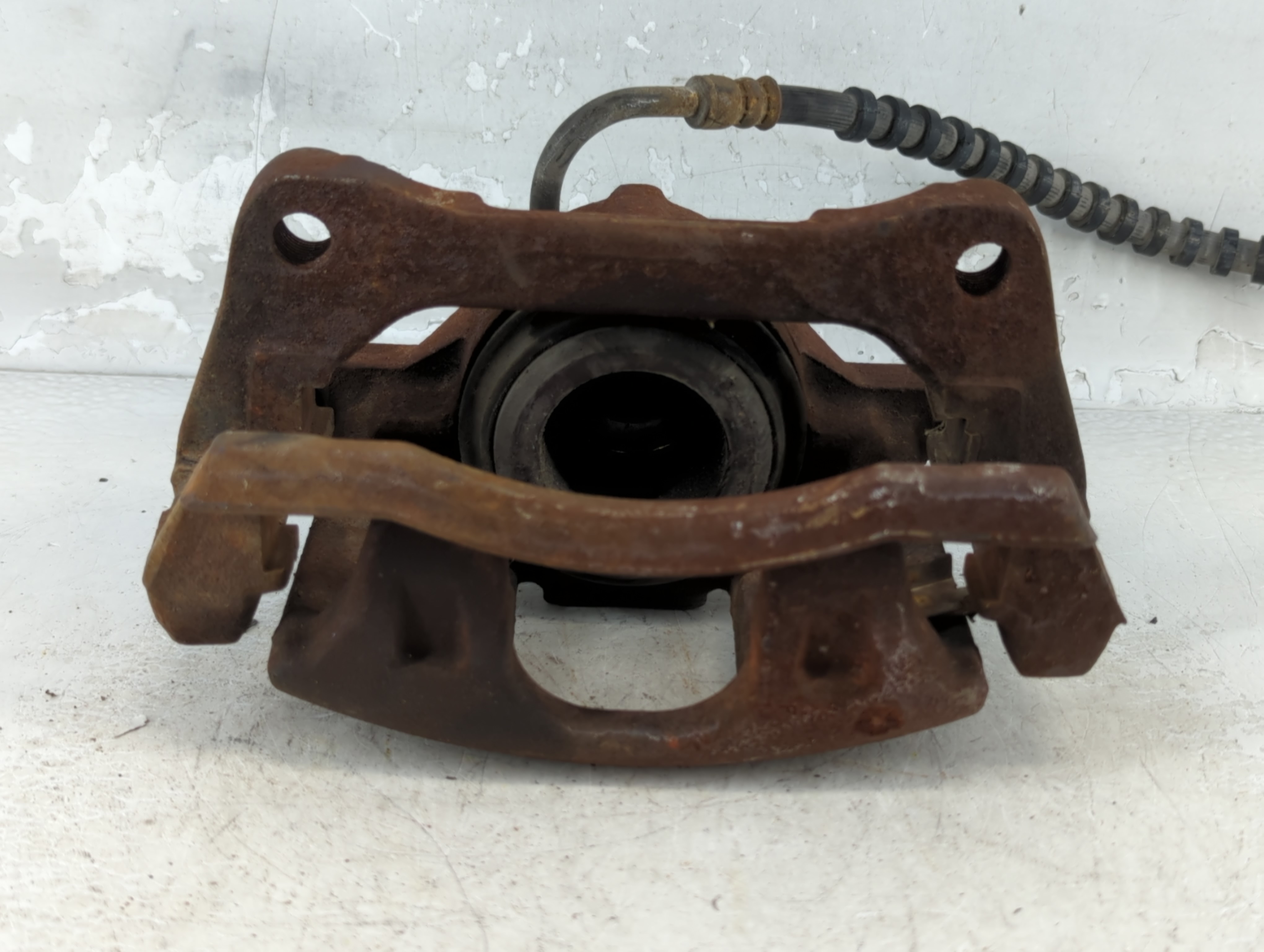 2008-2016 Chrysler Town & Country Front Passenger Right Brake Caliper 938355 - Oemusedautoparts1.com