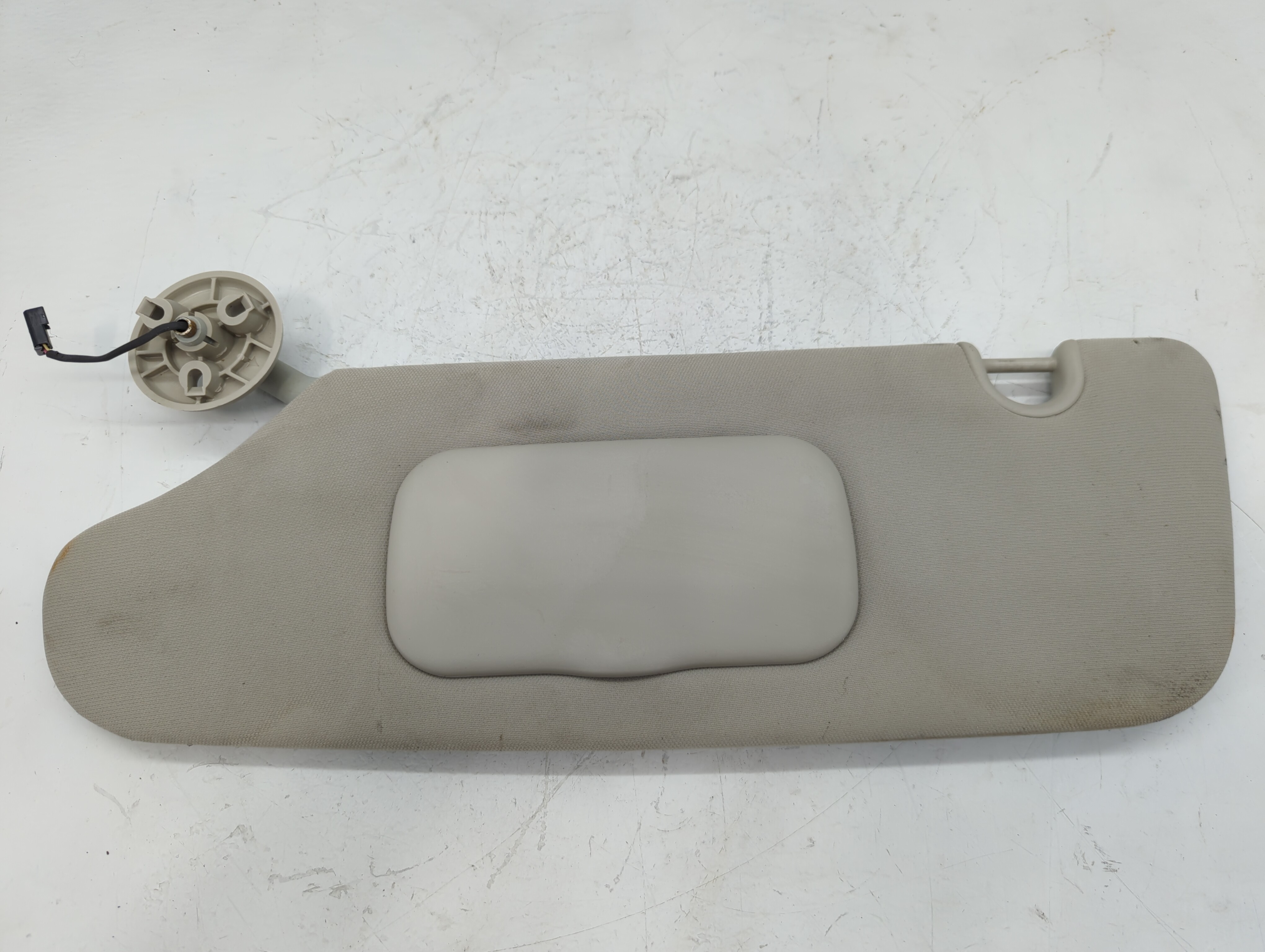 Picture of 2011-2016 Chrysler Town & Country Driver Sun Visor Mirror Left Sunvisor 938400