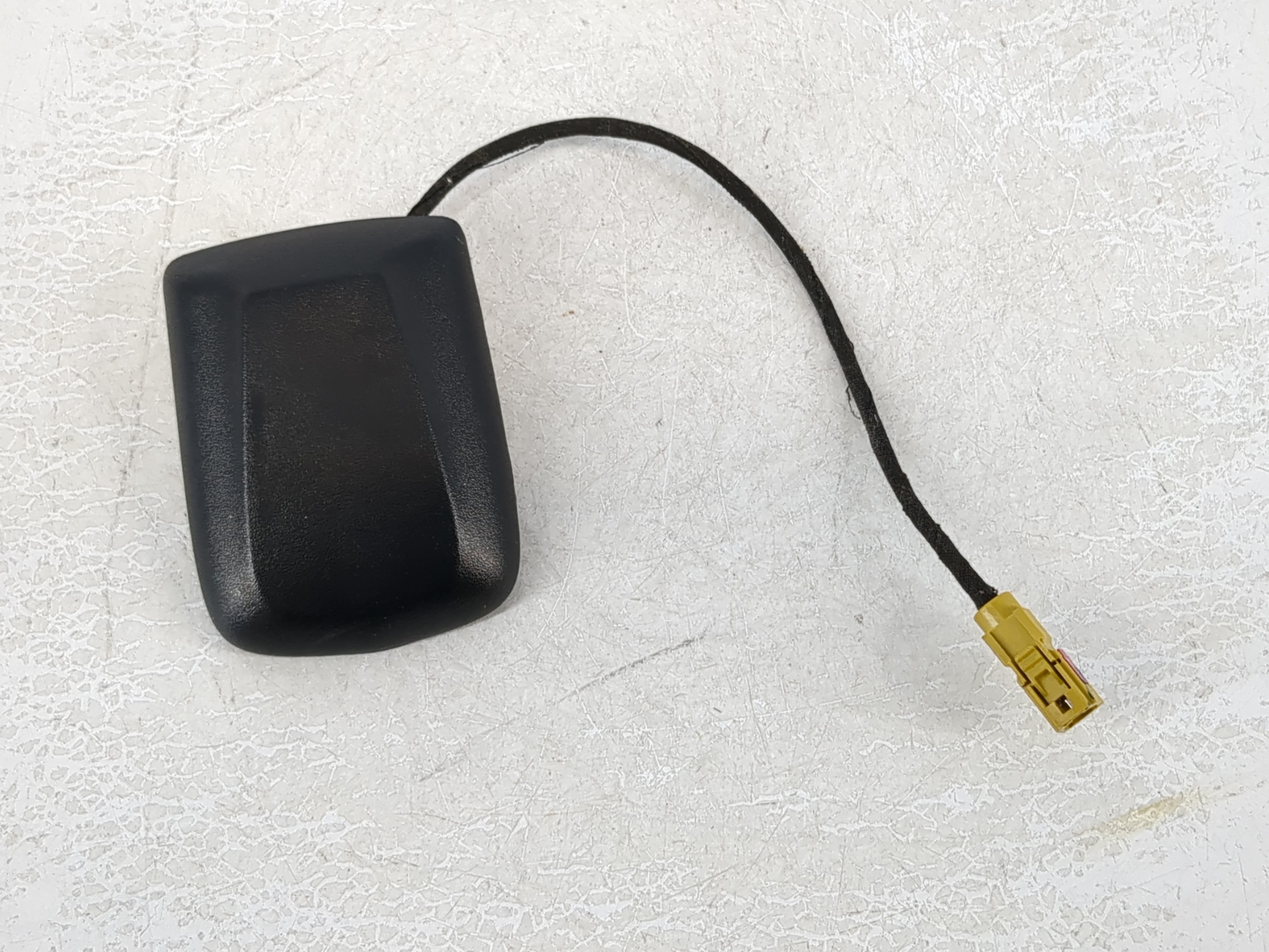 Picture of 2014 Chrysler Town & Country Radio Antenna Mast 938488