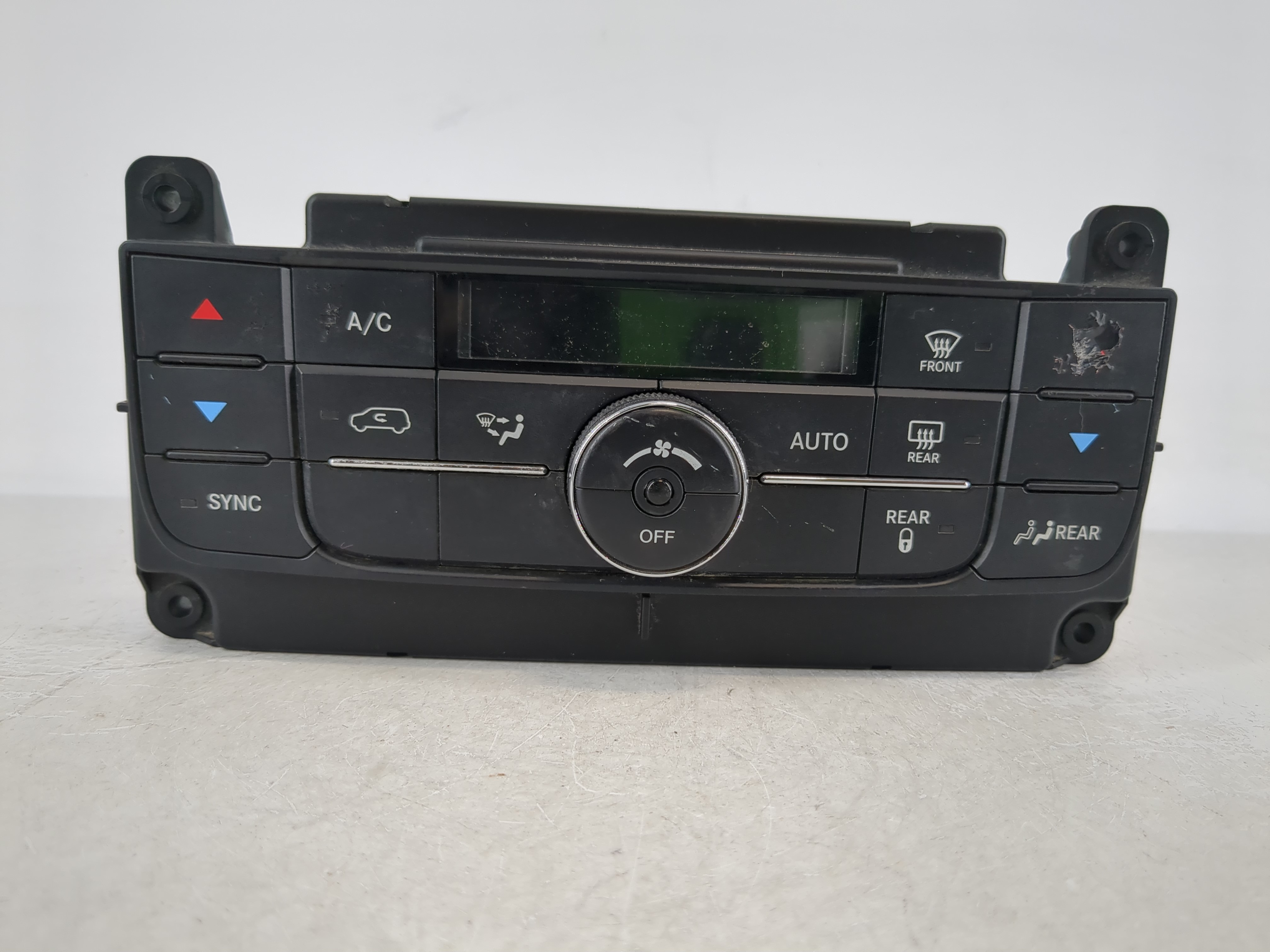 Picture of 2014 Chrysler Town & Country Ac Heater Climate Control 938515