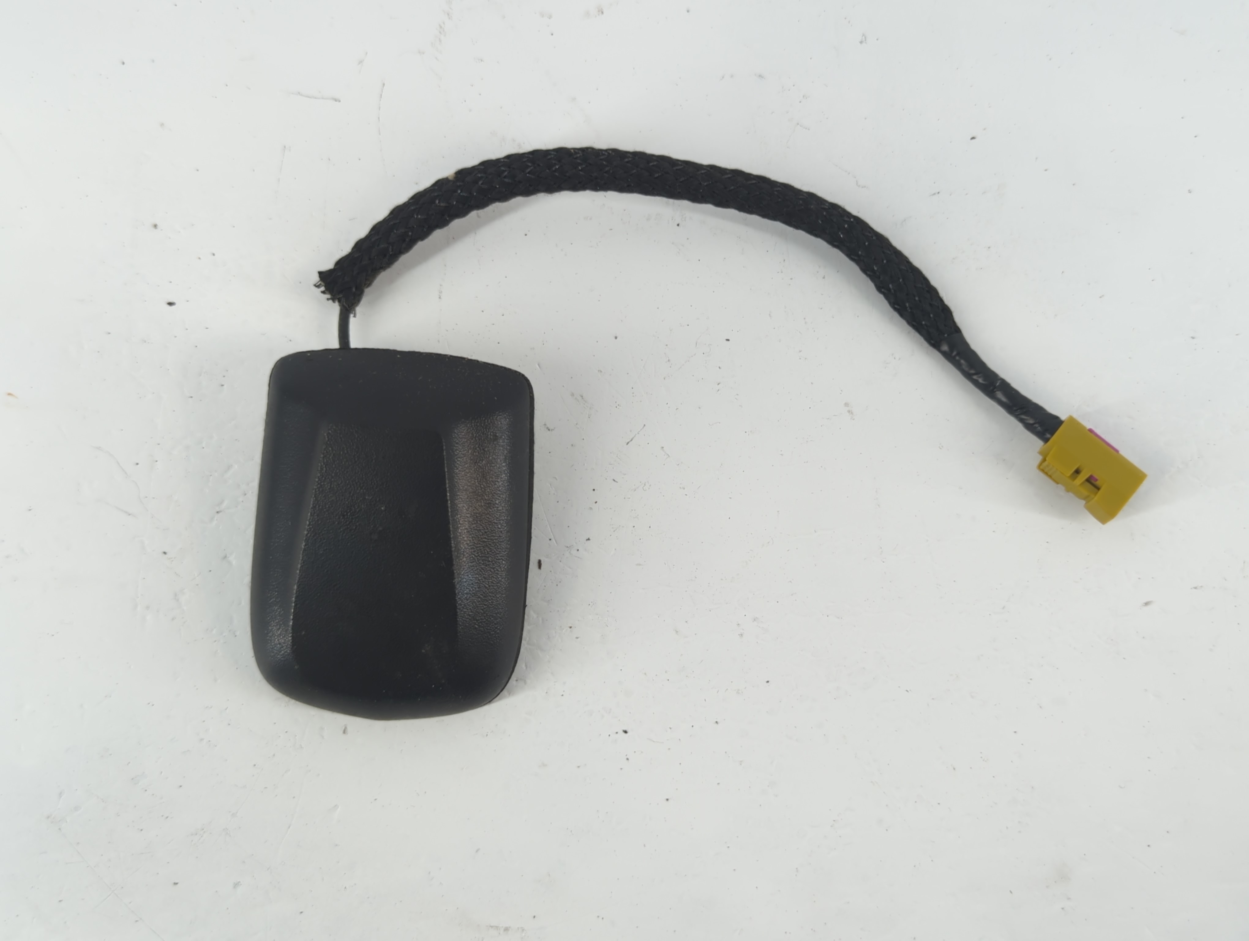 Picture of 2008 Chrysler Town & Country Radio Antenna Mast 938668