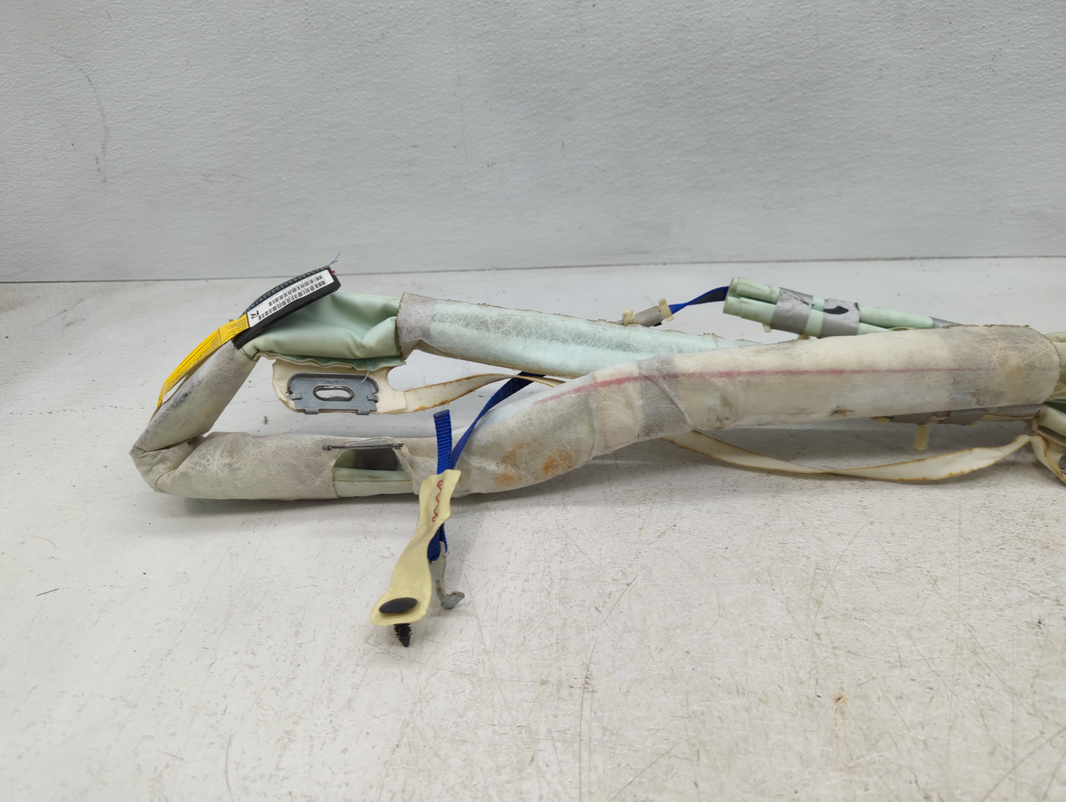 2013-2016 Chrysler Town & Country Passenger Curtain Air Bag Oem 938707 - Oemusedautoparts1.com
