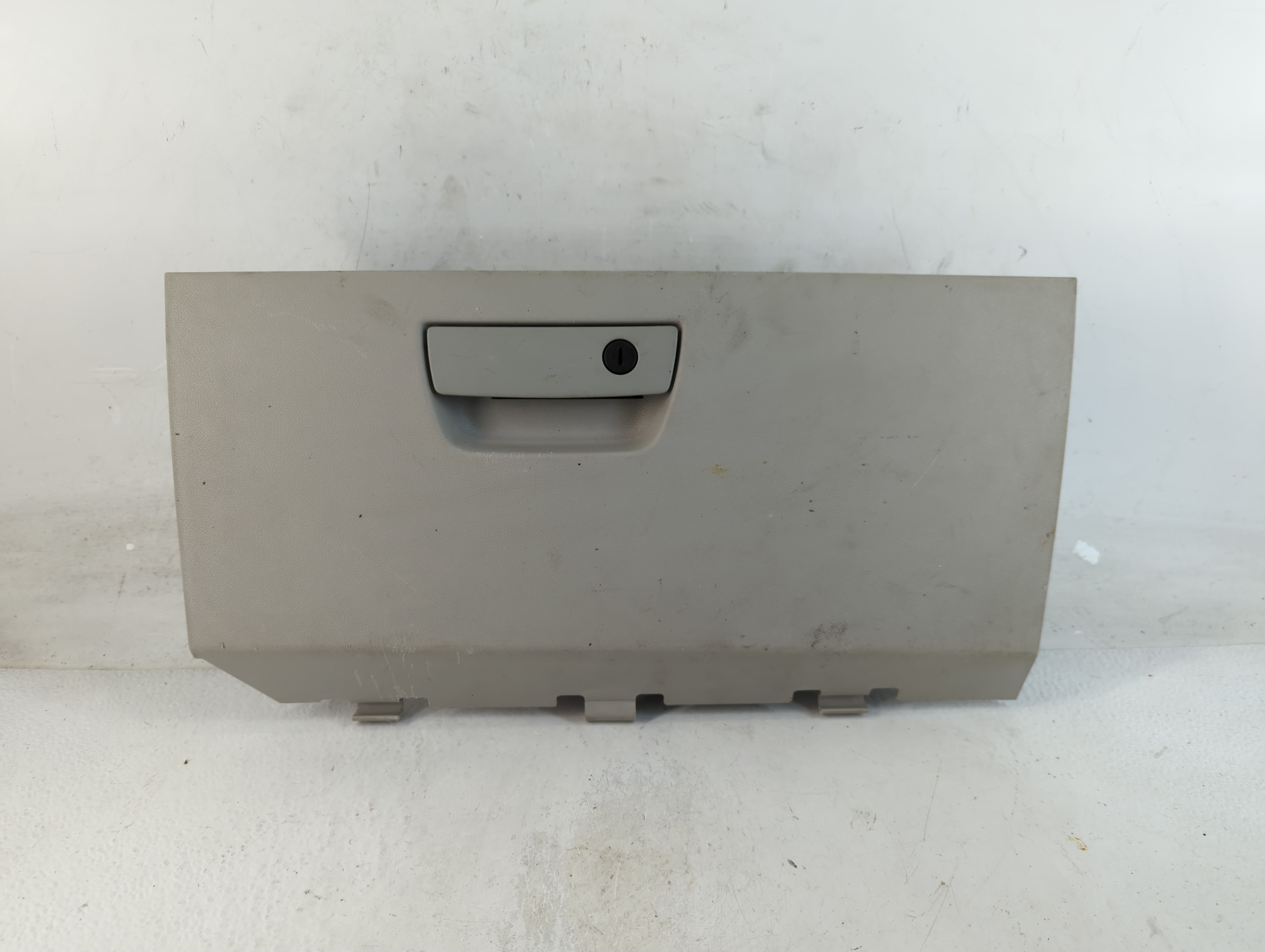 Picture of 2008 Chrysler Town & Country Passenger Glove Box Door Storage Compartment 938781