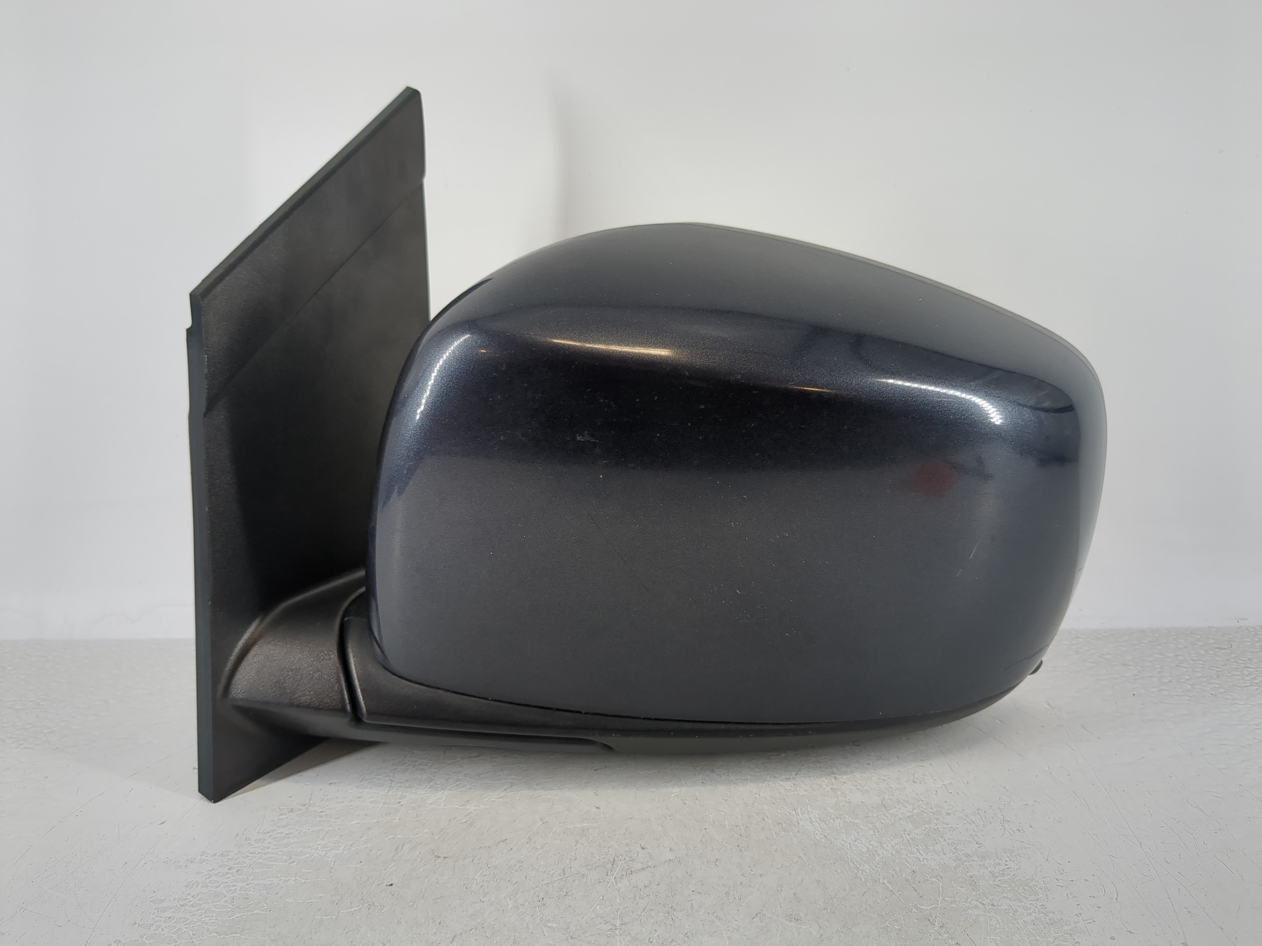 Picture of 2008 Chrysler Town & Country Driver Left Side View Manual Door Mirror 938783