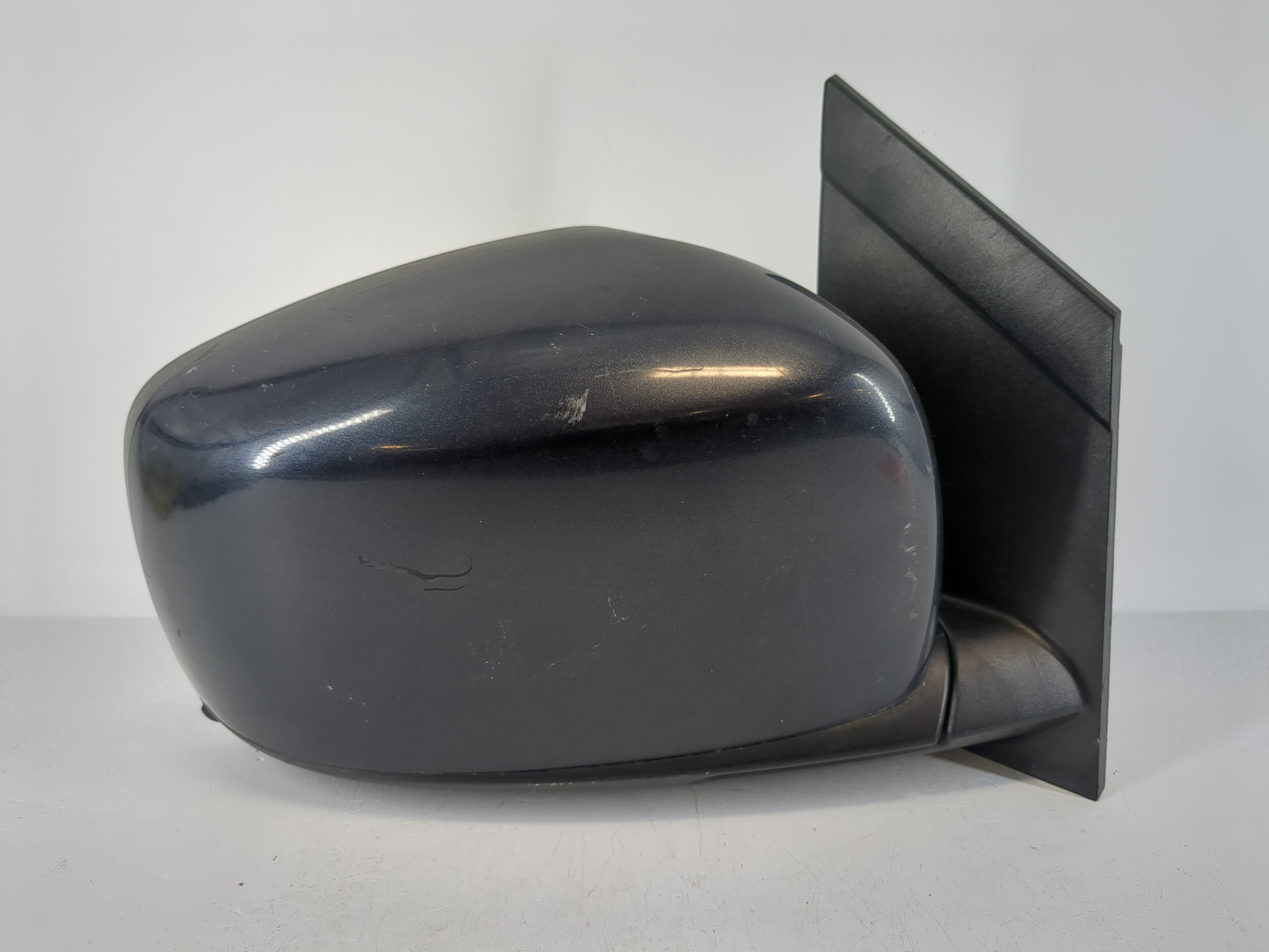 Picture of 2008 Chrysler Town & Country Passenger Right Side View Manual Door Mirror 938784