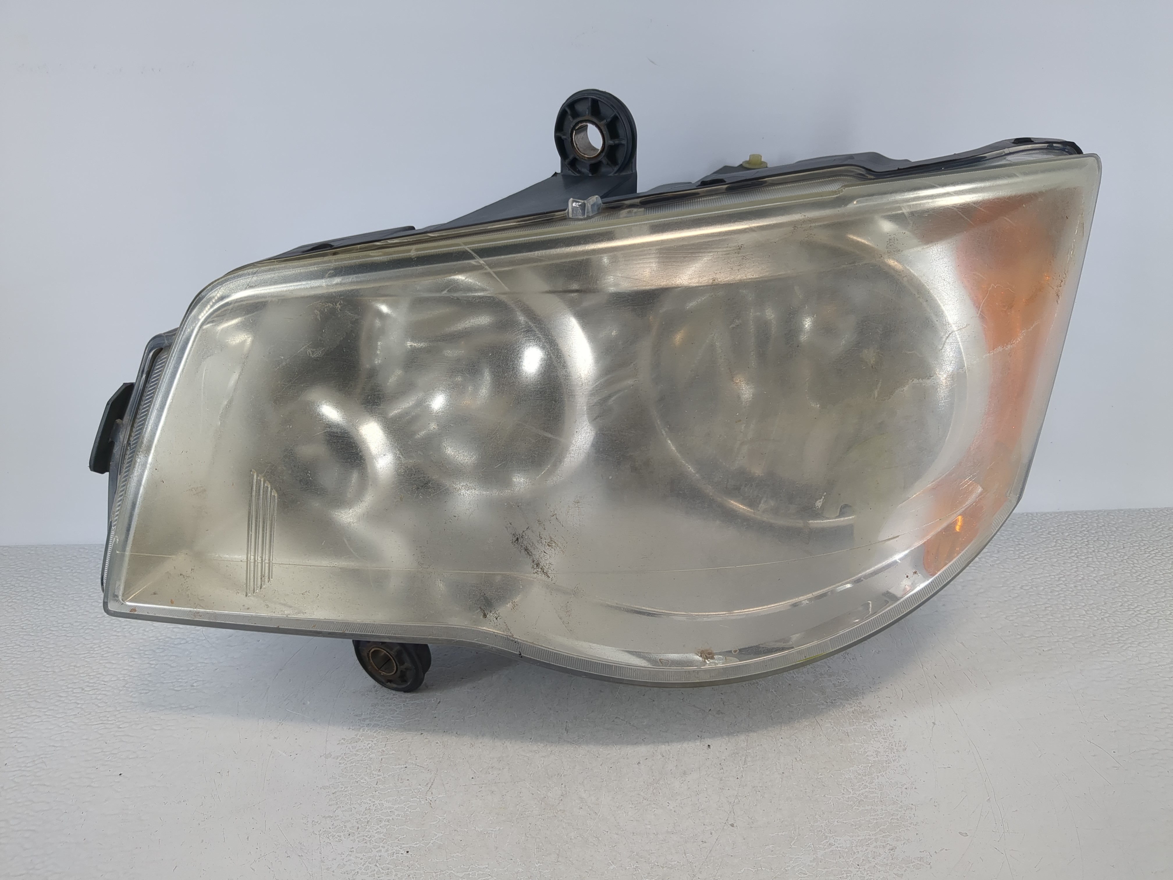 Picture of 2008 Chrysler Town & Country Driver Left Oem Head Light Headlight Lamp 938788