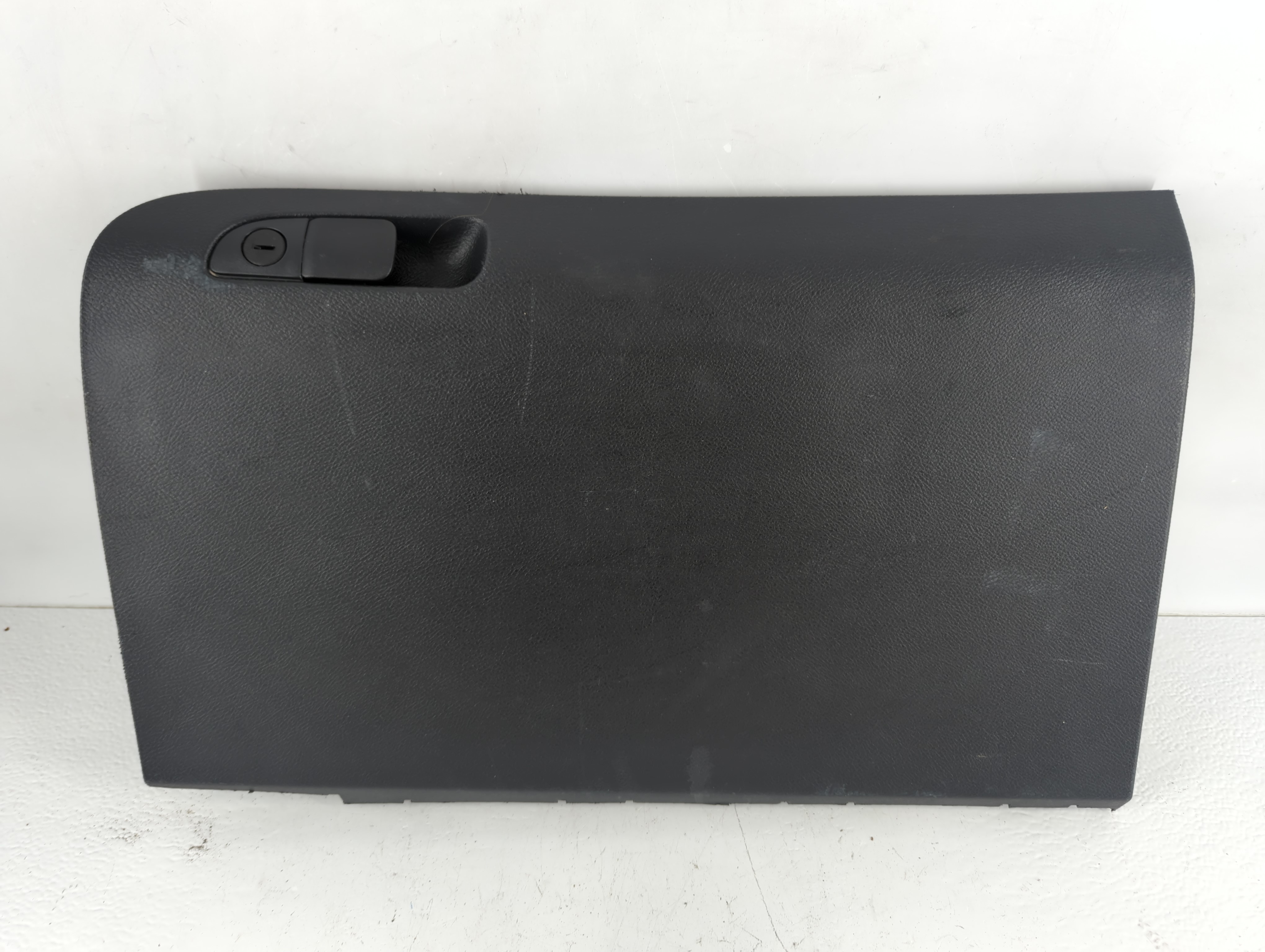 Picture of 2014 Chrysler 300 Passenger Glove Box Door Storage Compartment 938823