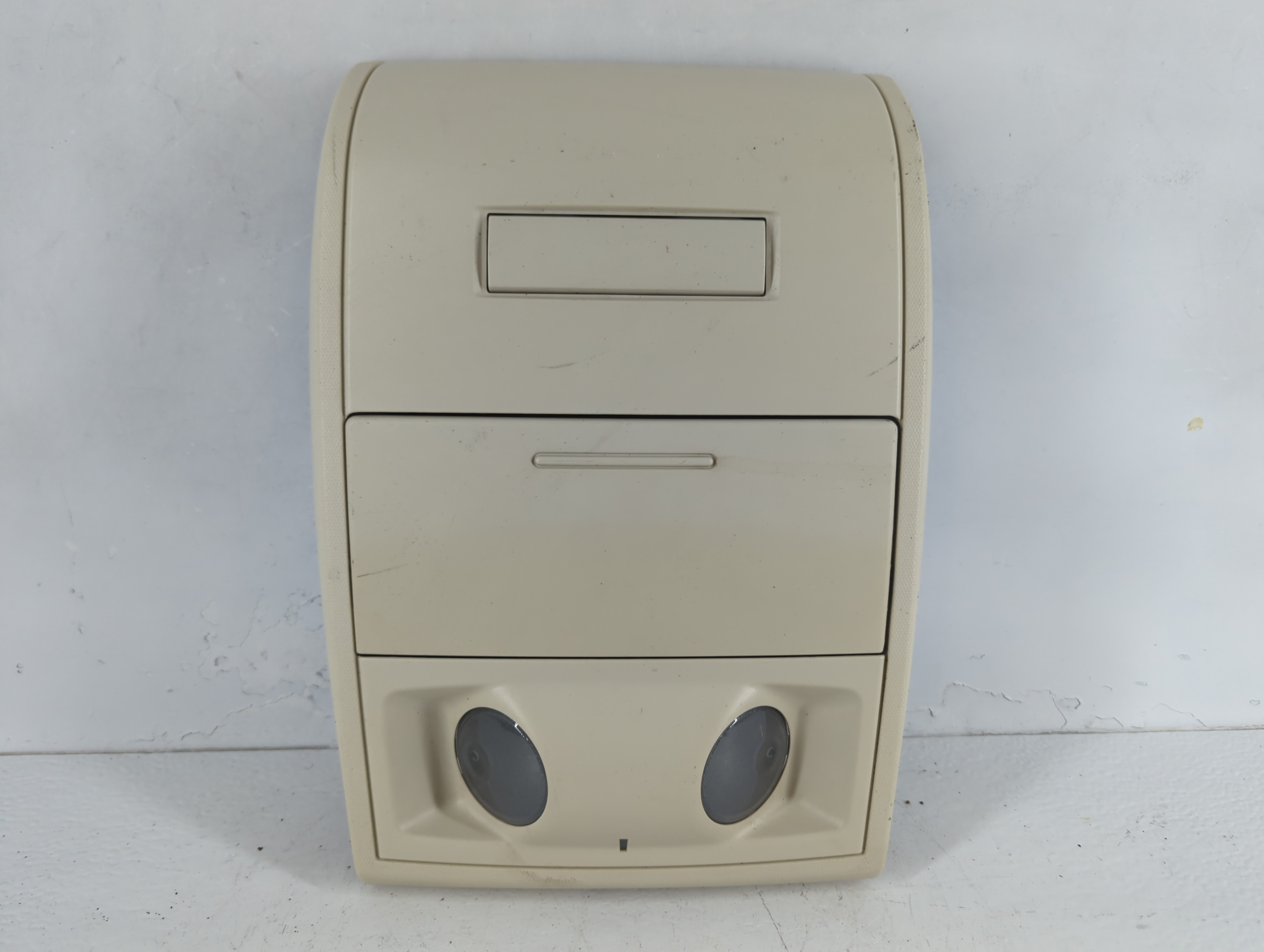 Picture of 2008 Chrysler Town & Country Overhead Roof Console Interior Dome Light 938911