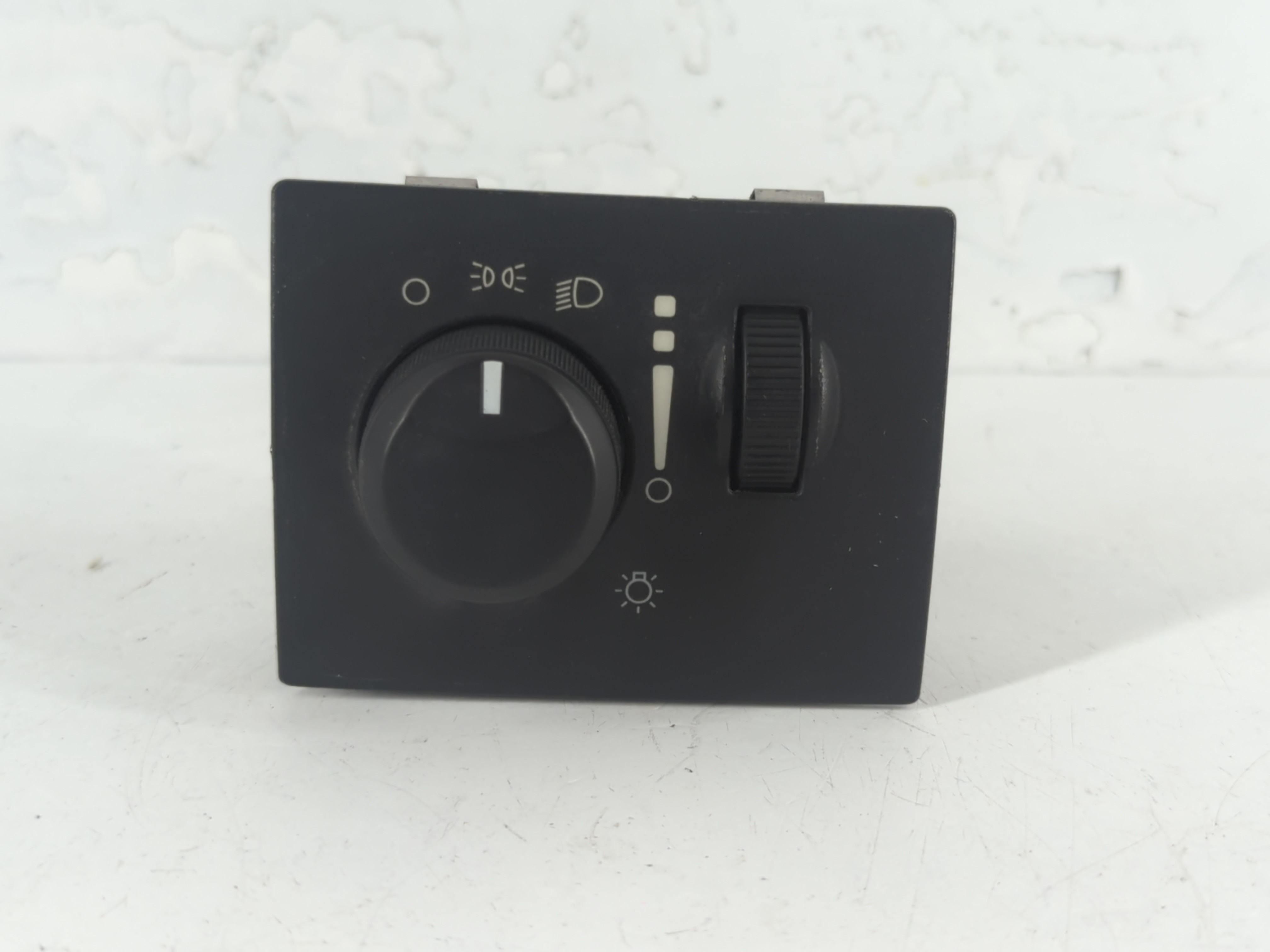 Picture of 2008 Chrysler Town & Country Headlight Head Light Switch Lamp Control 938917