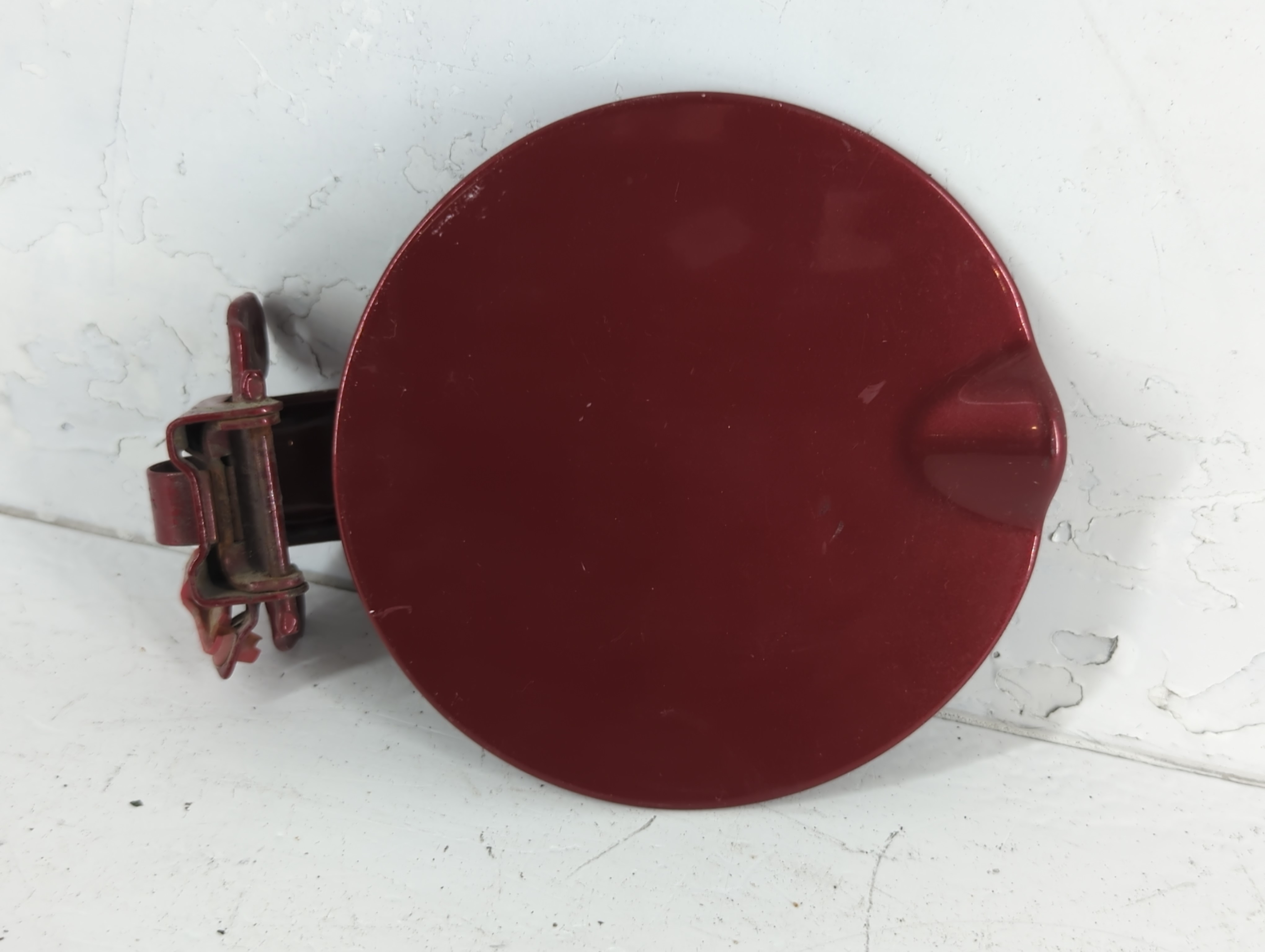 Picture of 2008 Chrysler Town & Country Fuel Tank Door Lid Gas Tank Red 938958