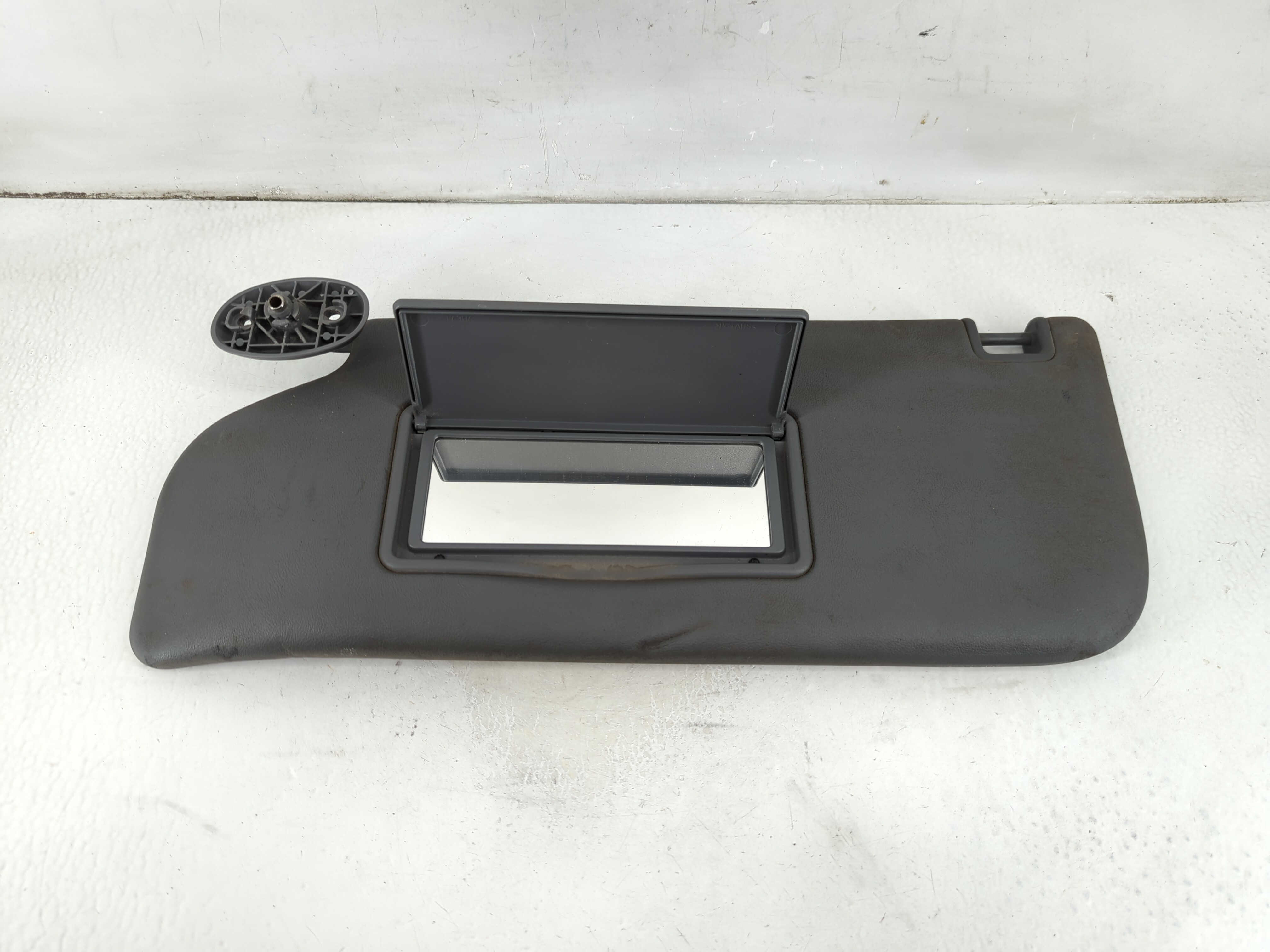Picture of 2011-2016 Ford F-350 Super Duty Driver Sun Visor Mirror Left Sunvisor 939132