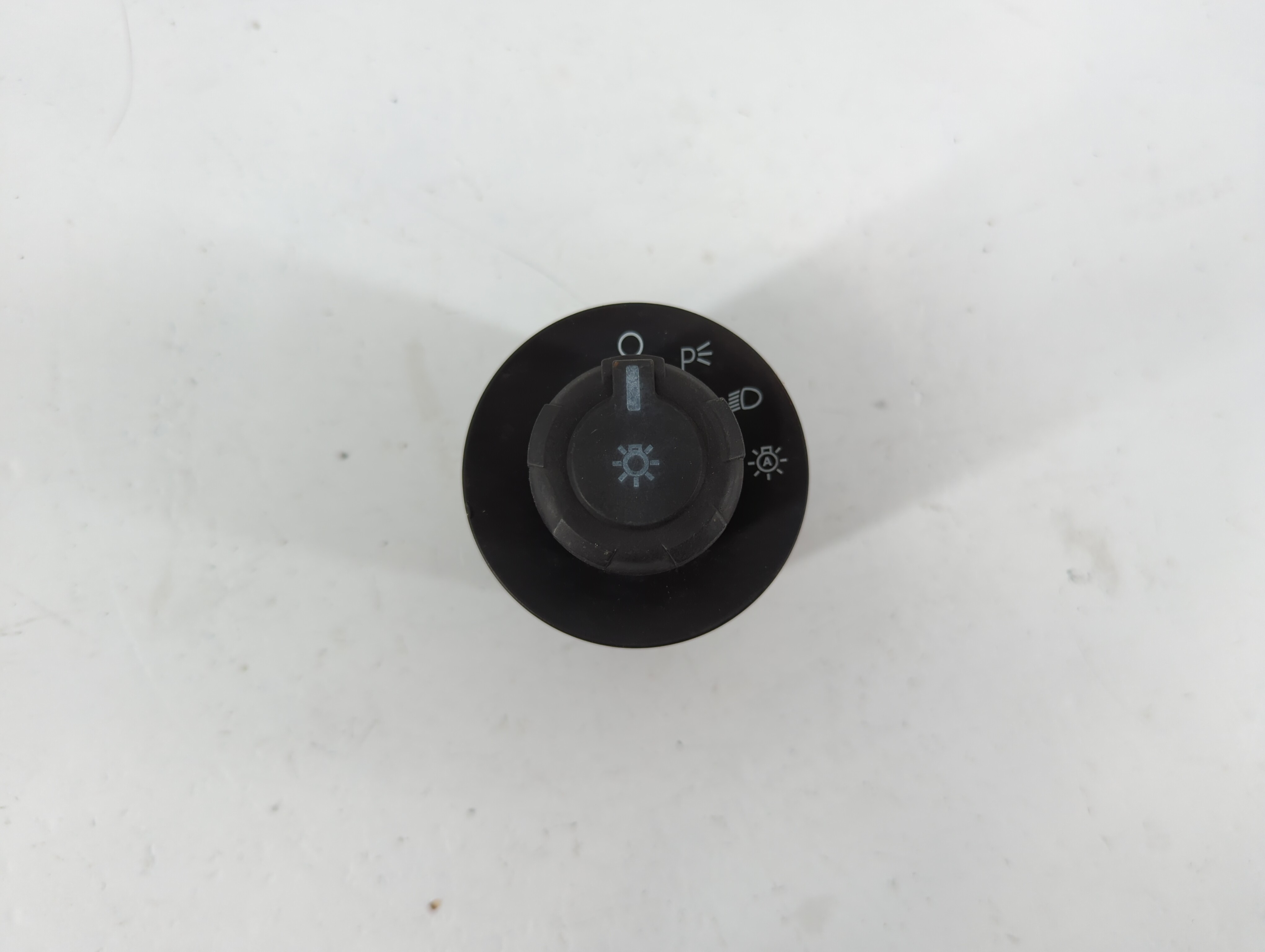 2012 Ford F-350 Super Duty Headlight Lamp Control Switch 939158 - Oemusedautoparts1.com