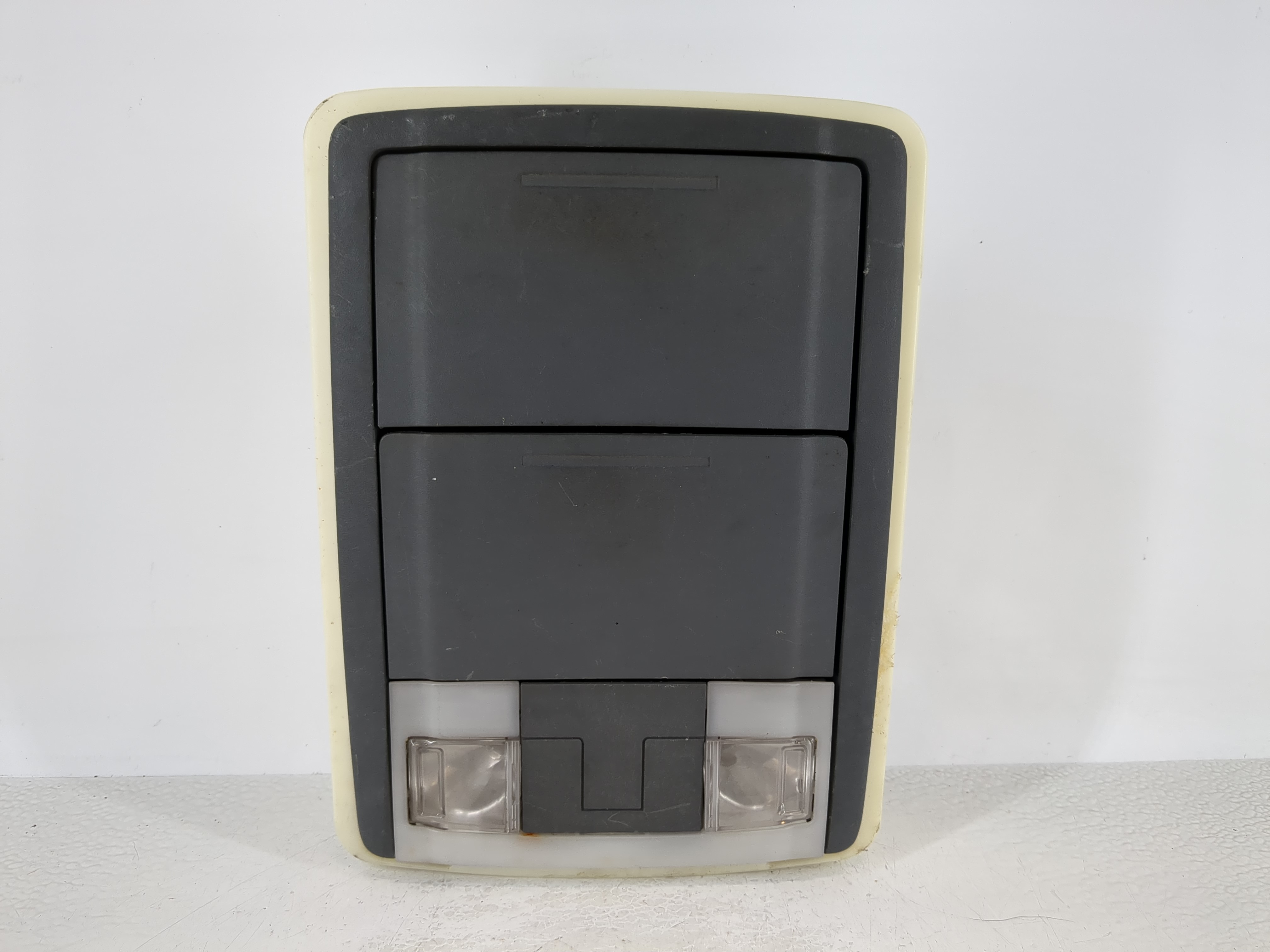 Picture of 2012 Ford F-350 Super Duty Rear Cargo Cover Storage Retractable Shade 939173