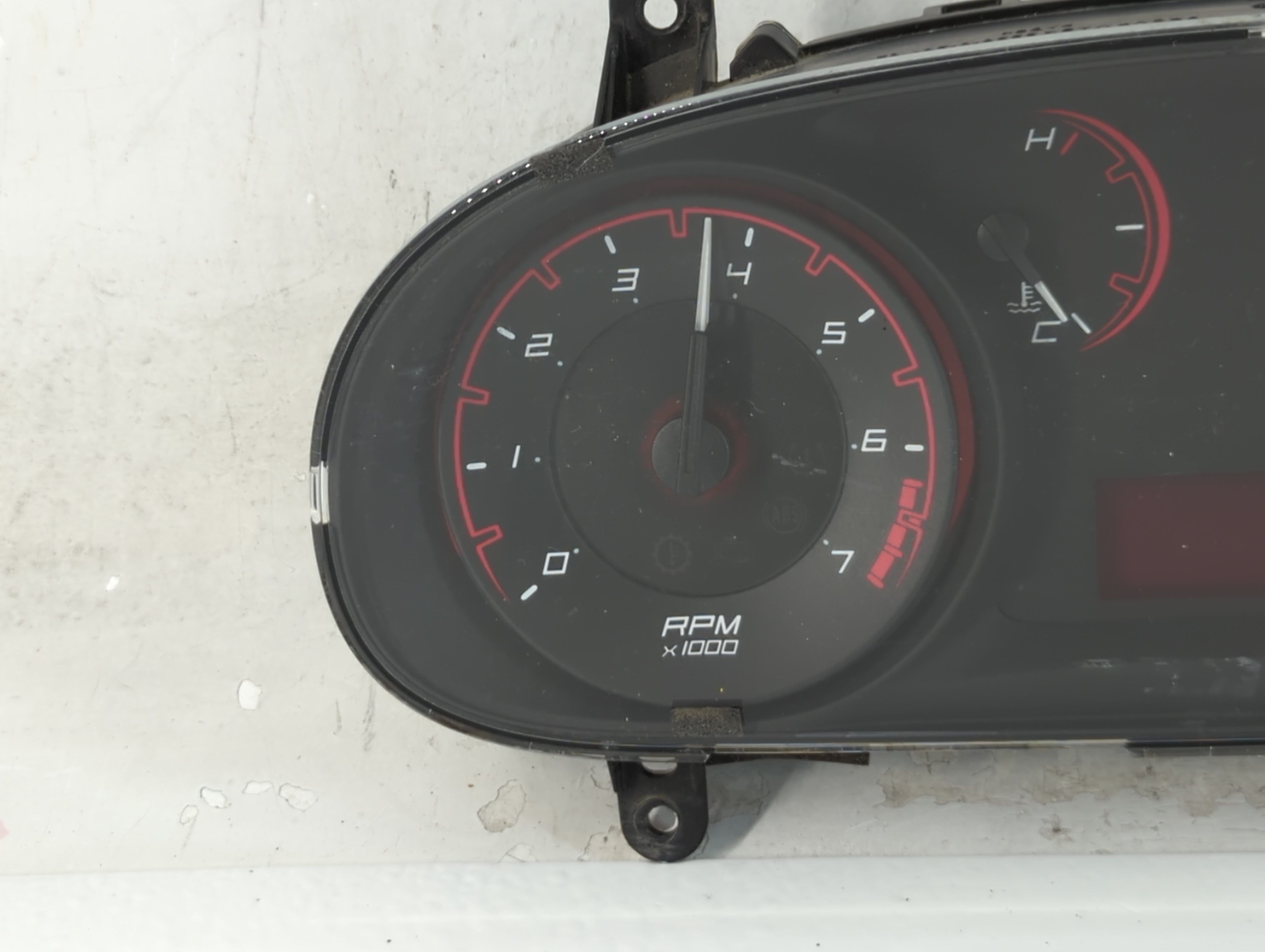 2013 Dodge Dart Speedometer Instrument Cluster Gauges 939305 - Oemusedautoparts1.com
