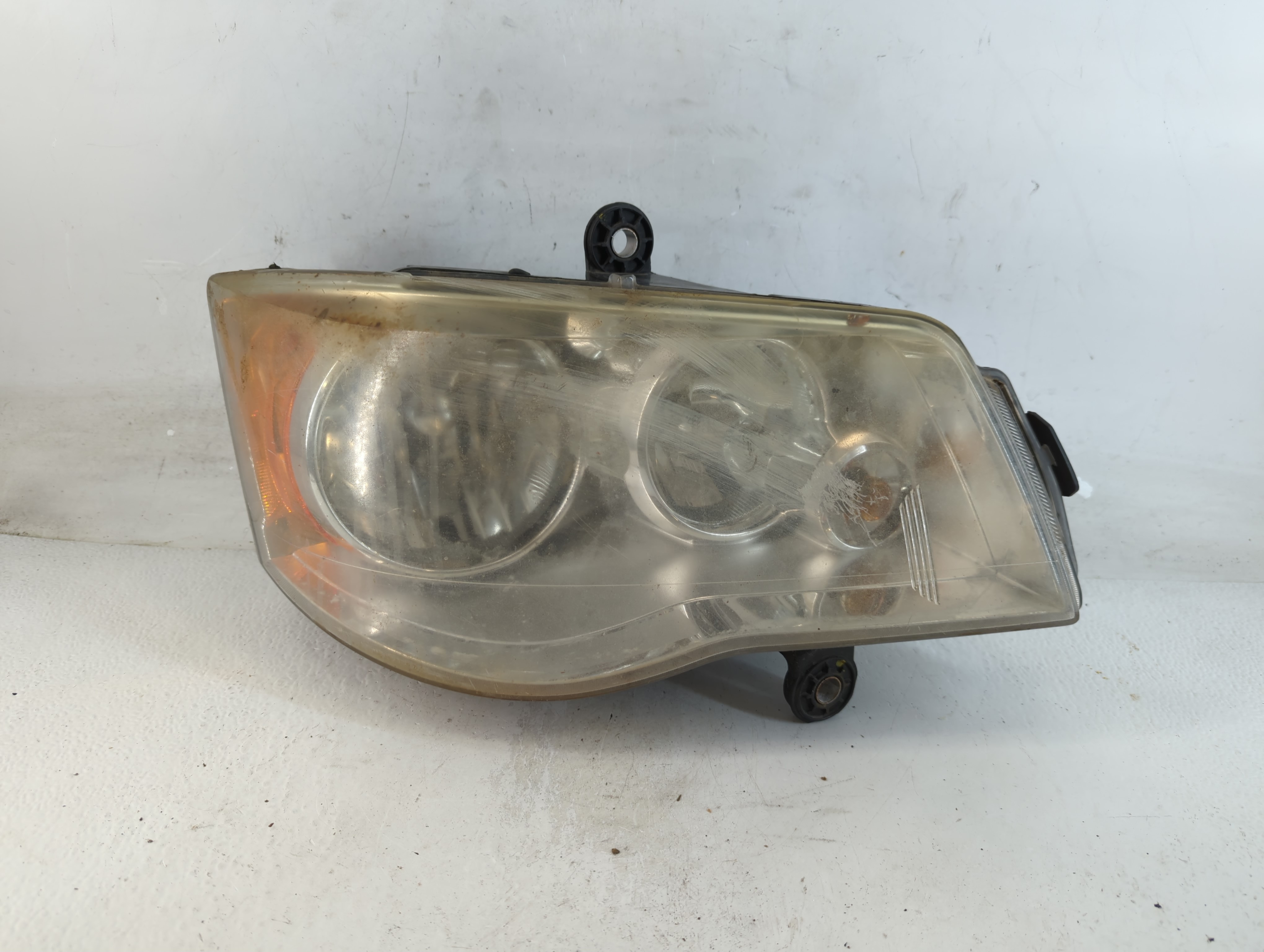 2005-2009 Chrysler Town & Country Passenger Right Oem Front Light Lamp 939345 - Oemusedautoparts1.com