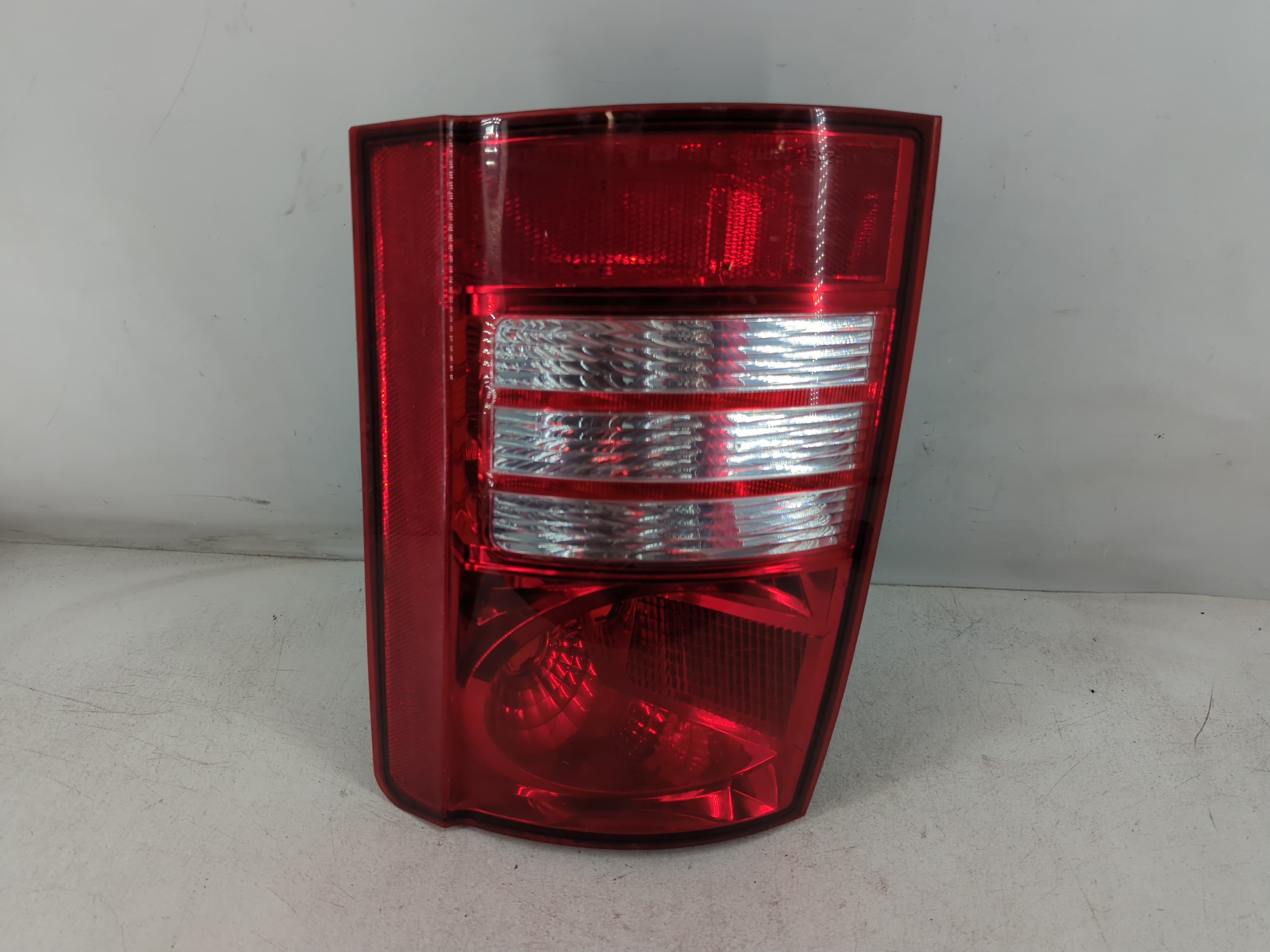 Tail Lights 2010 CHRYSLER TOWN & COUNTRY - Oemusedautoparts1.com