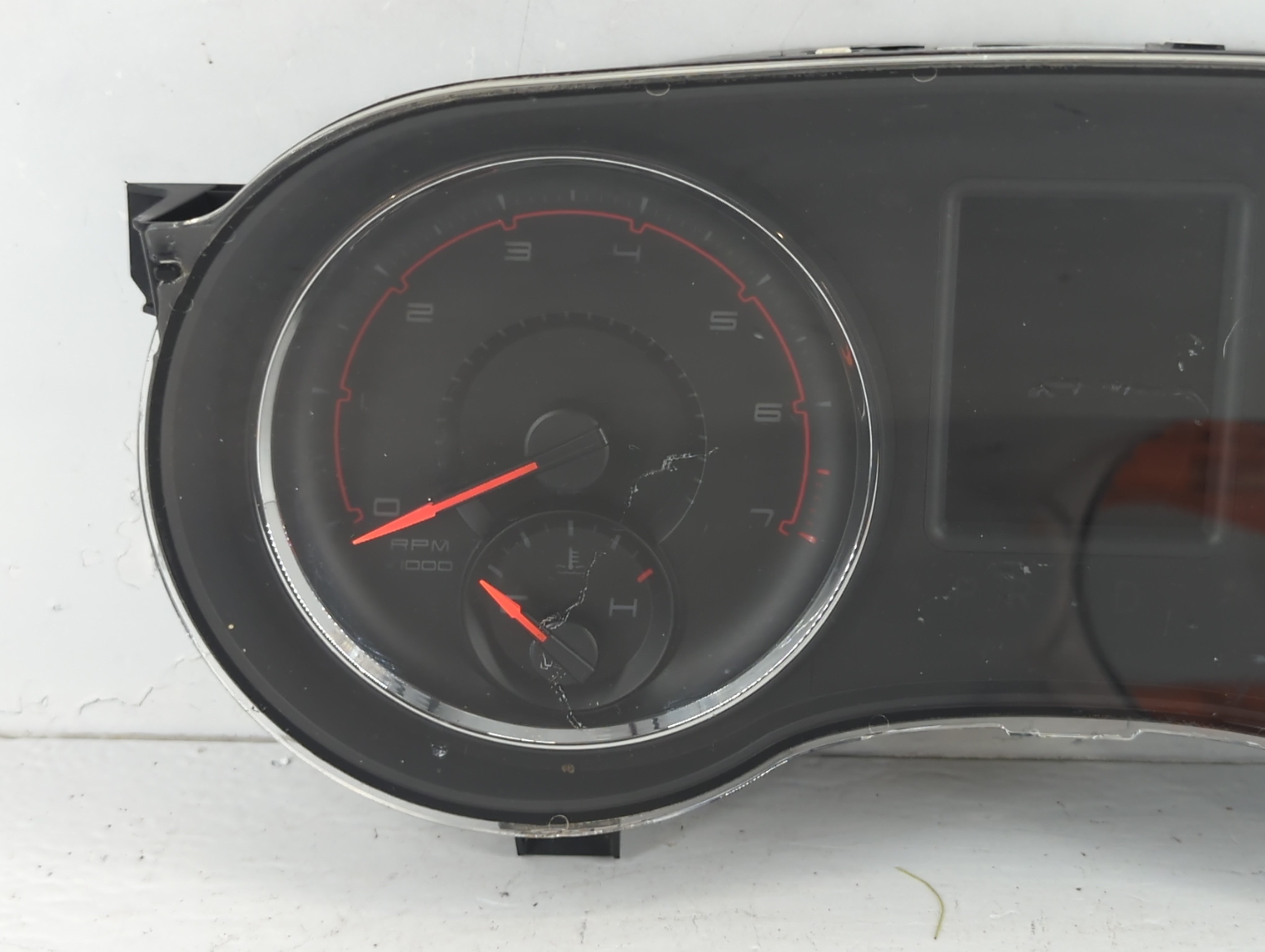 2011 Dodge Charger Speedometer Instrument Cluster Gauges 939587 - Oemusedautoparts1.com