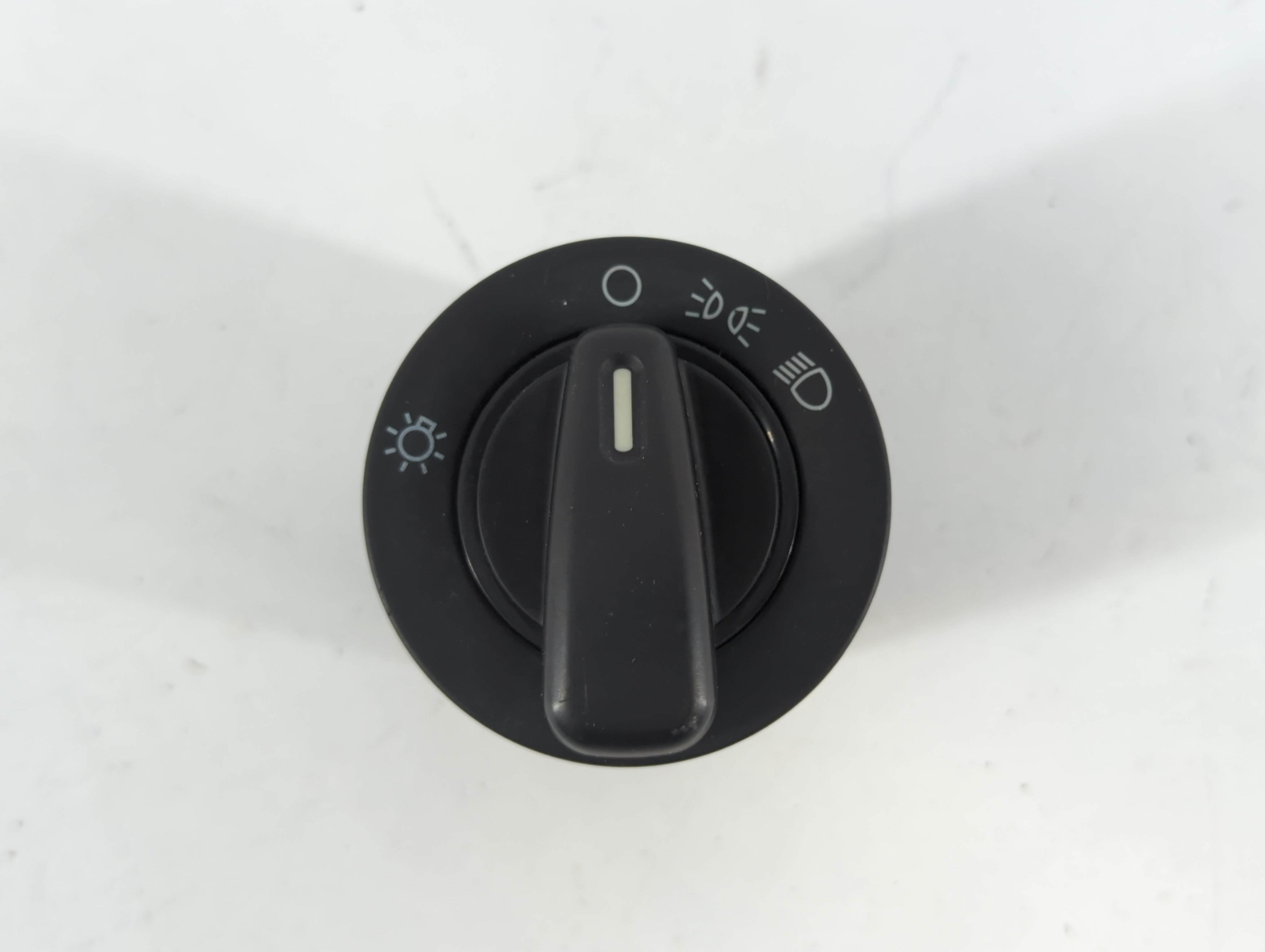 Picture of 2014 Dodge Grand Caravan Headlight Head Light Switch Lamp Control 939638