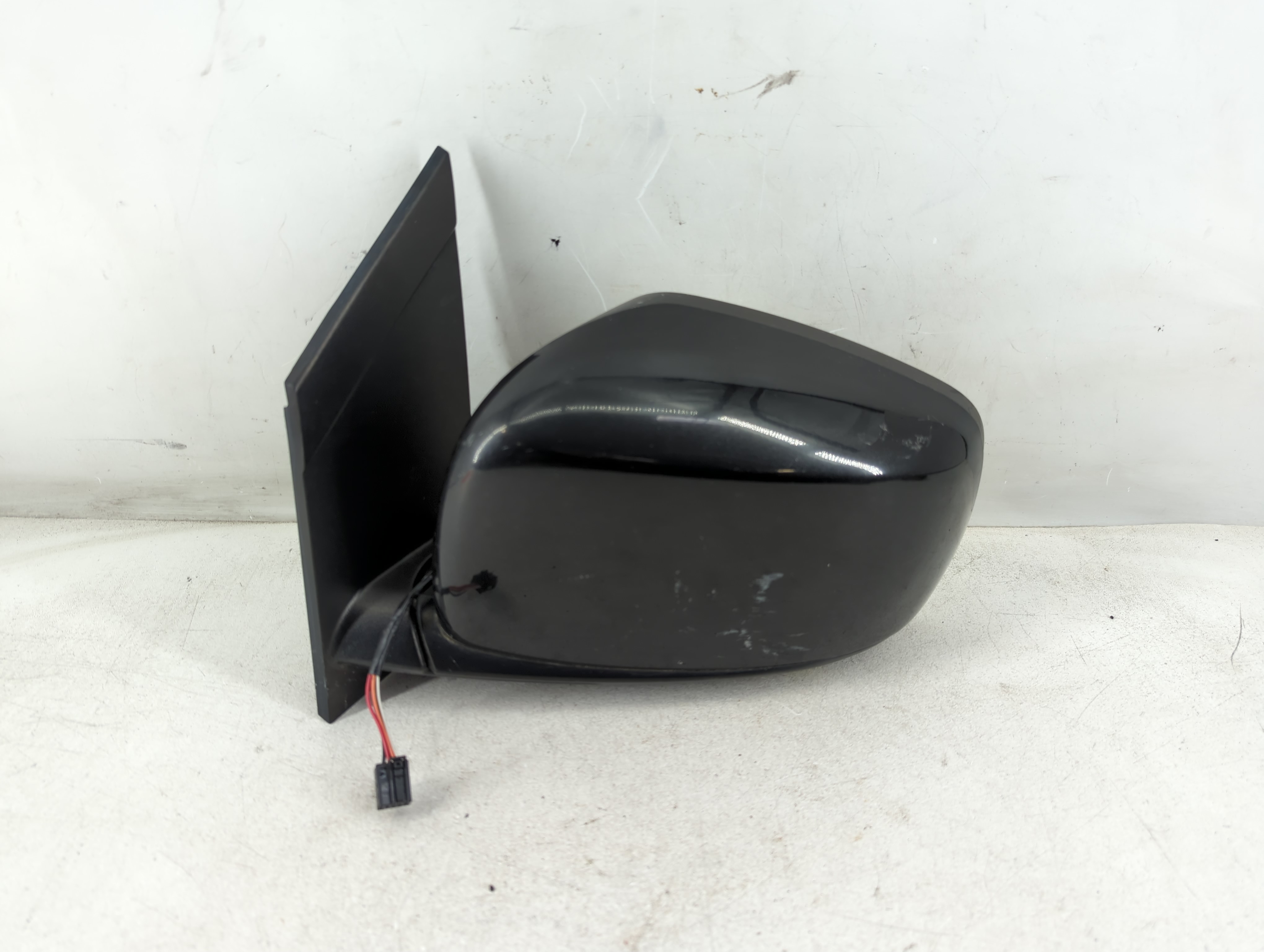 2014 Dodge Grand Caravan Driver Left Side View Manual Door Mirror Black 939658 - Oemusedautoparts1.com