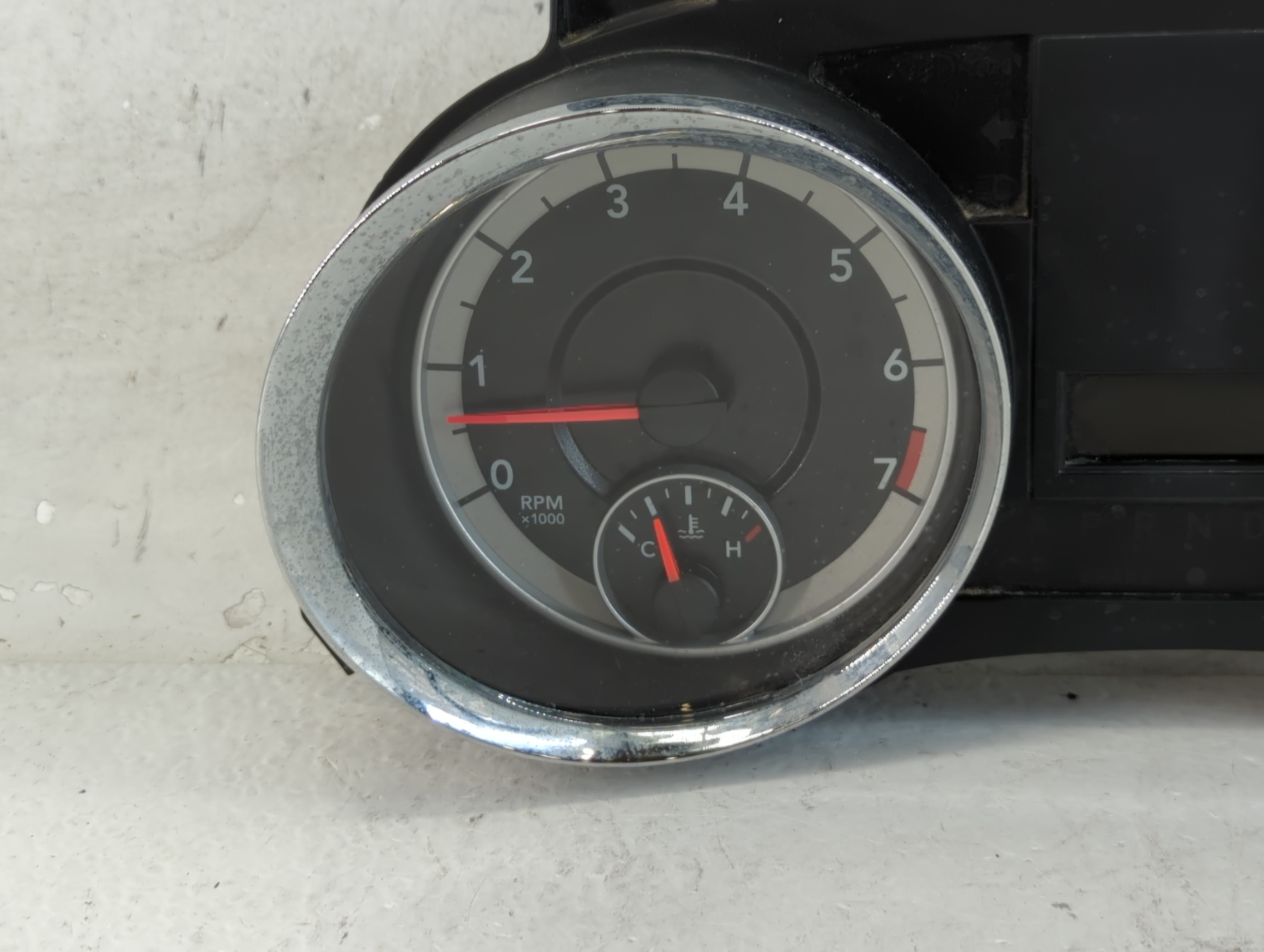 2014 Dodge Grand Caravan Speedometer Instrument Cluster Gauges 939667 - Oemusedautoparts1.com