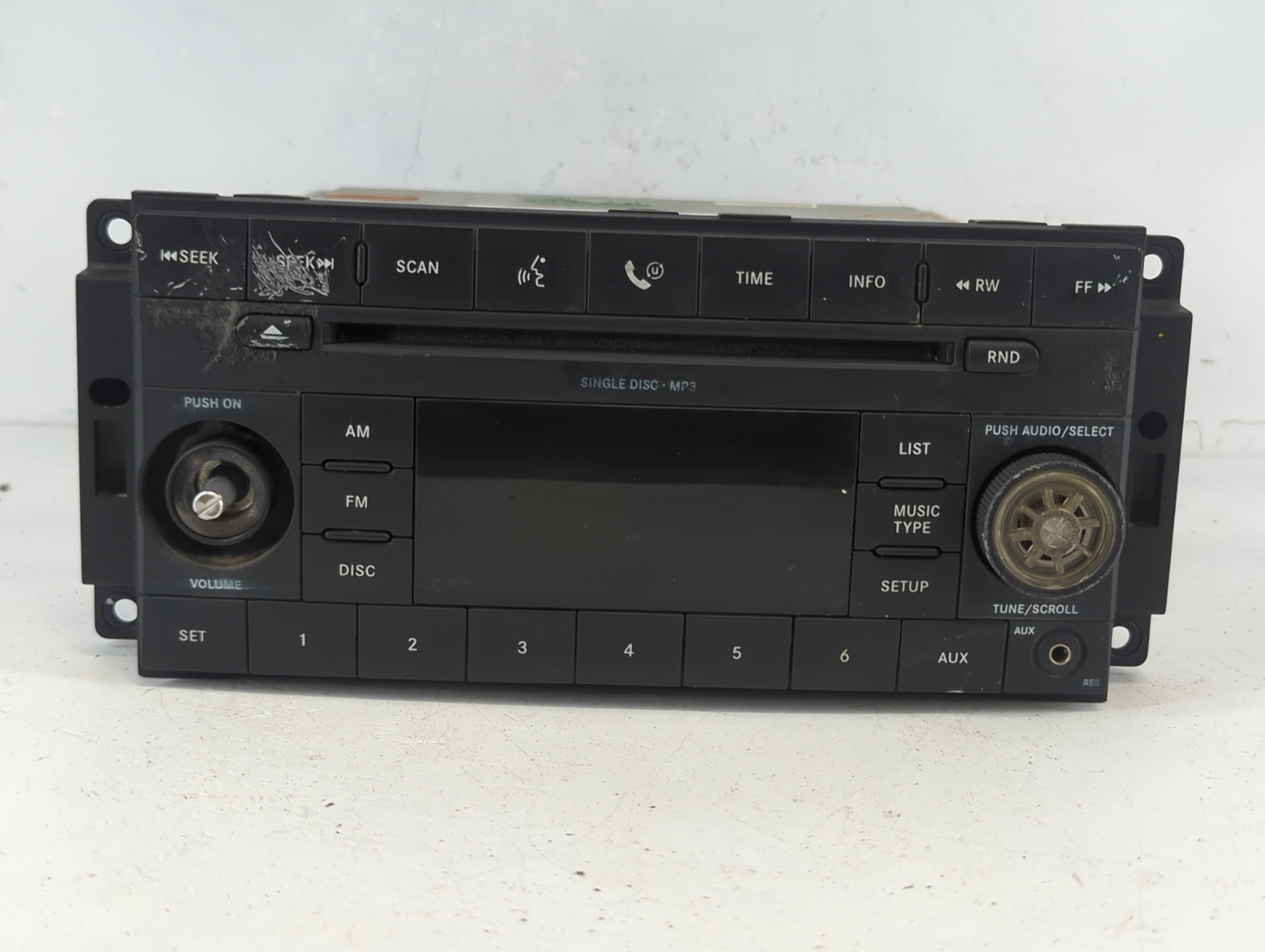 2008-2010 Dodge Dakota Am Fm Cd Player Radio Receiver 939937 - Oemusedautoparts1.com