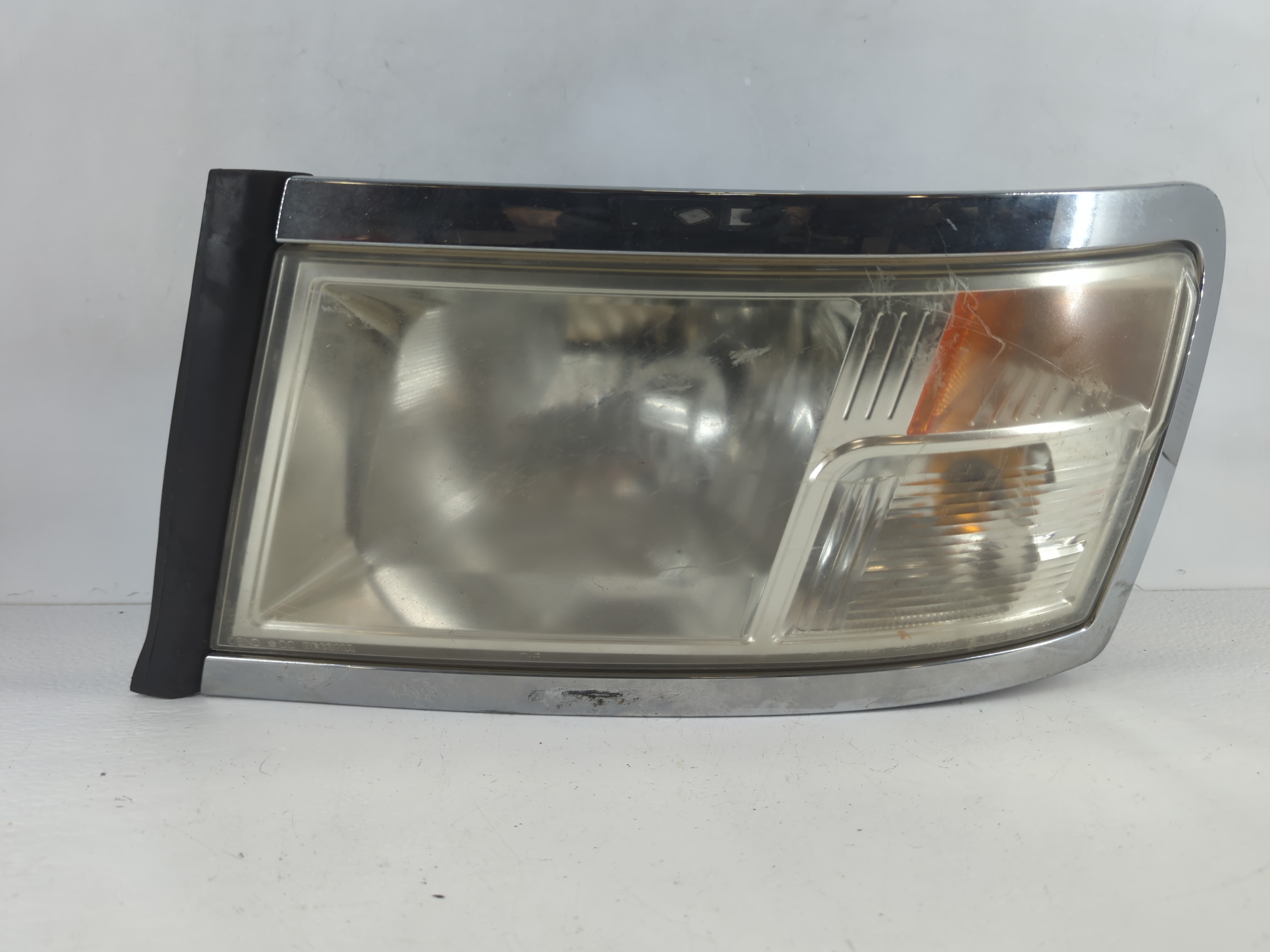 2008-2011 Dodge Dakota Driver Left Oem Head Light Headlight Lamp 939946 - Oemusedautoparts1.com