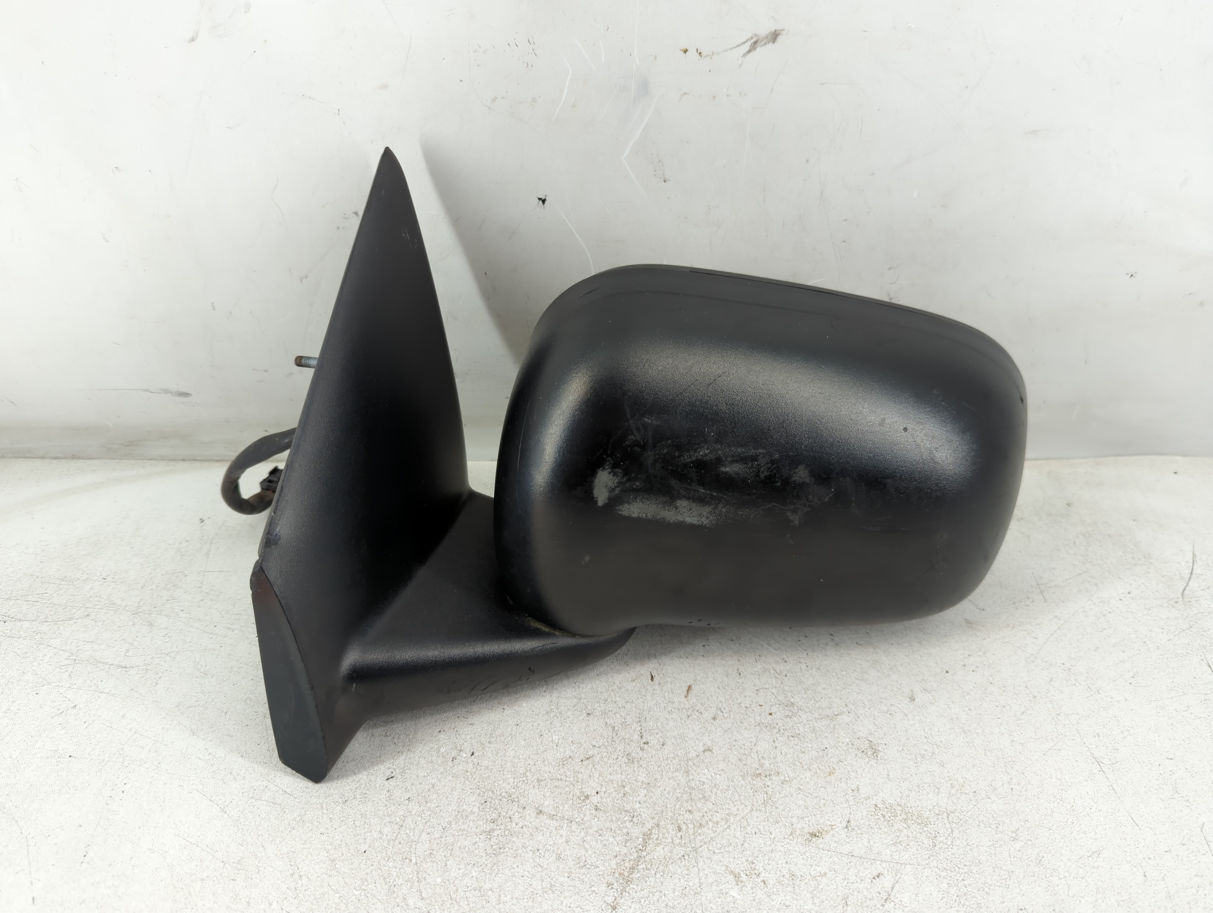 2006 Dodge Durango Driver Left Side View Manual Door Mirror Black 940023 - Oemusedautoparts1.com