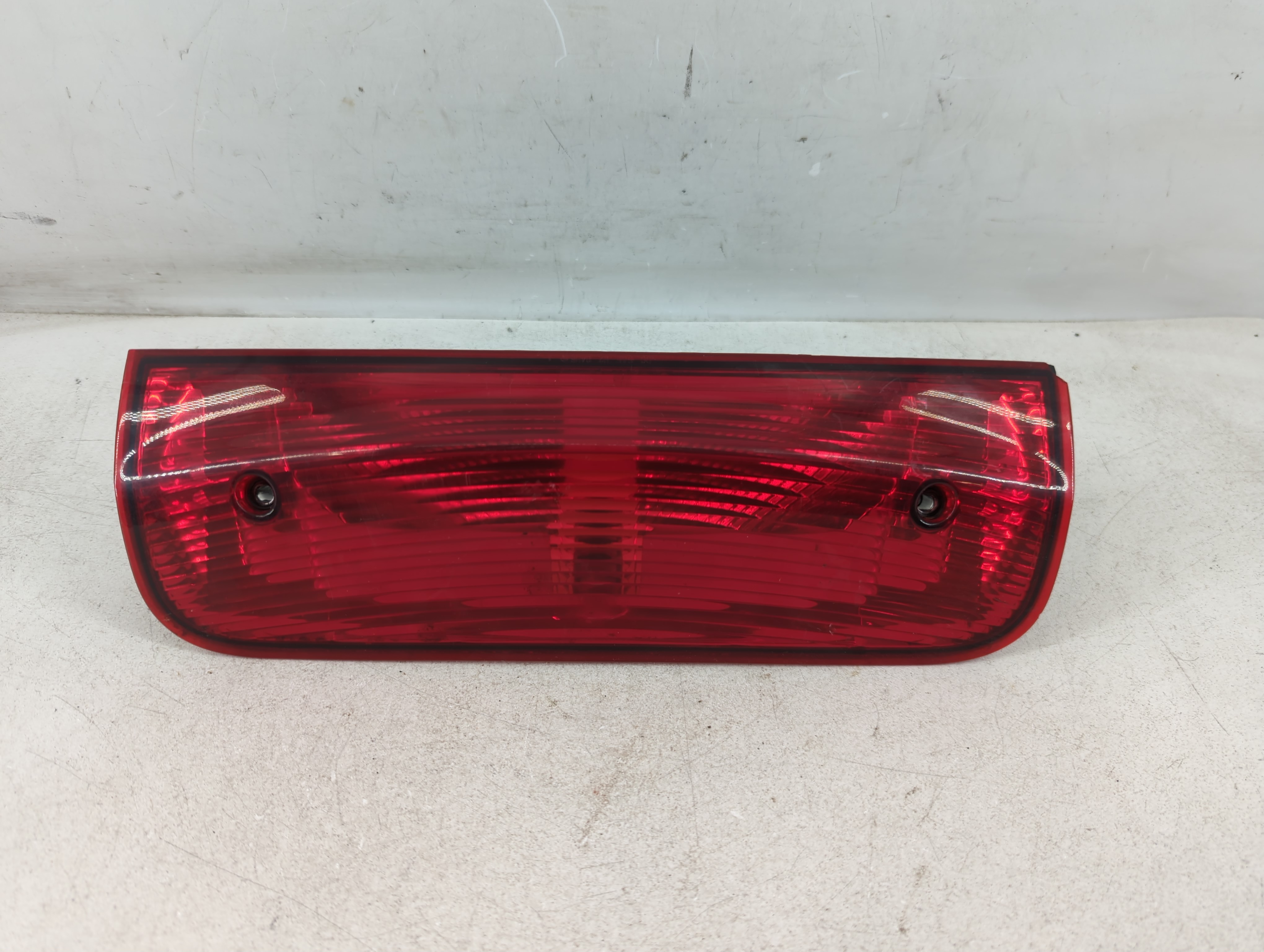 Picture of 2006 Dodge Durango Third Brake Light Tail Light 940057
