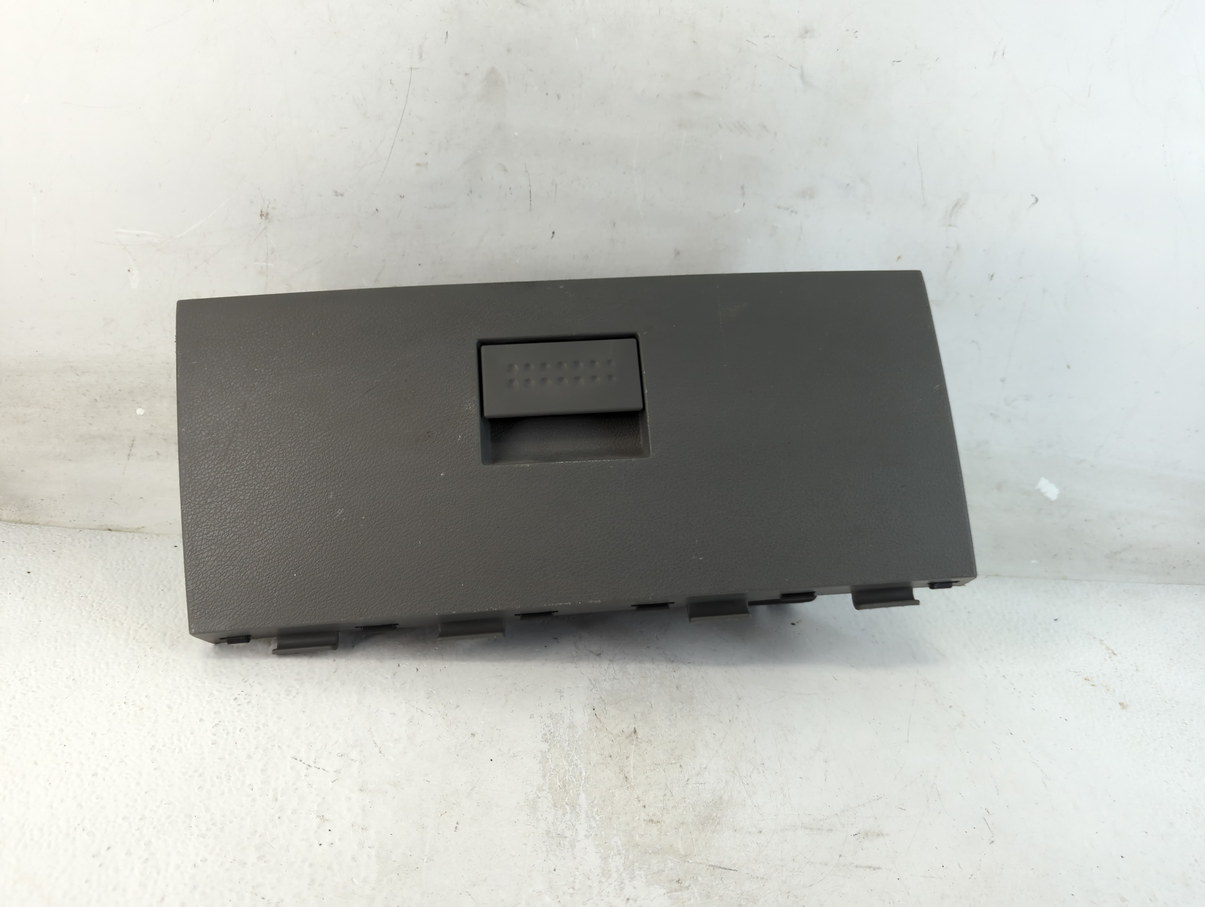 Picture of 2006 Dodge Durango Passenger Glove Box Door Storage Compartment 940071