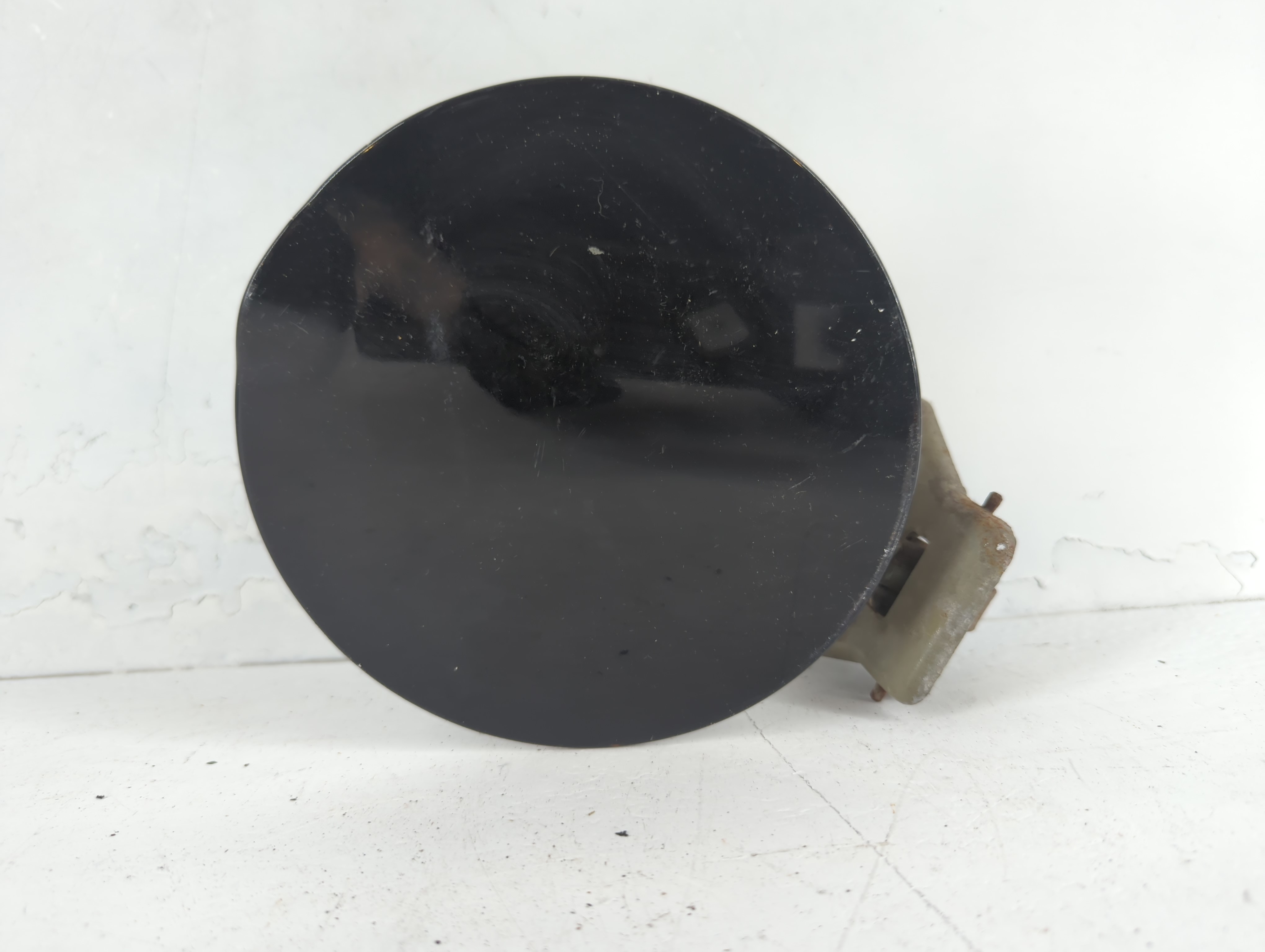 Picture of 2004 Mercury Mountaineer Fuel Tank Door Lid Gas Tank Black 940373