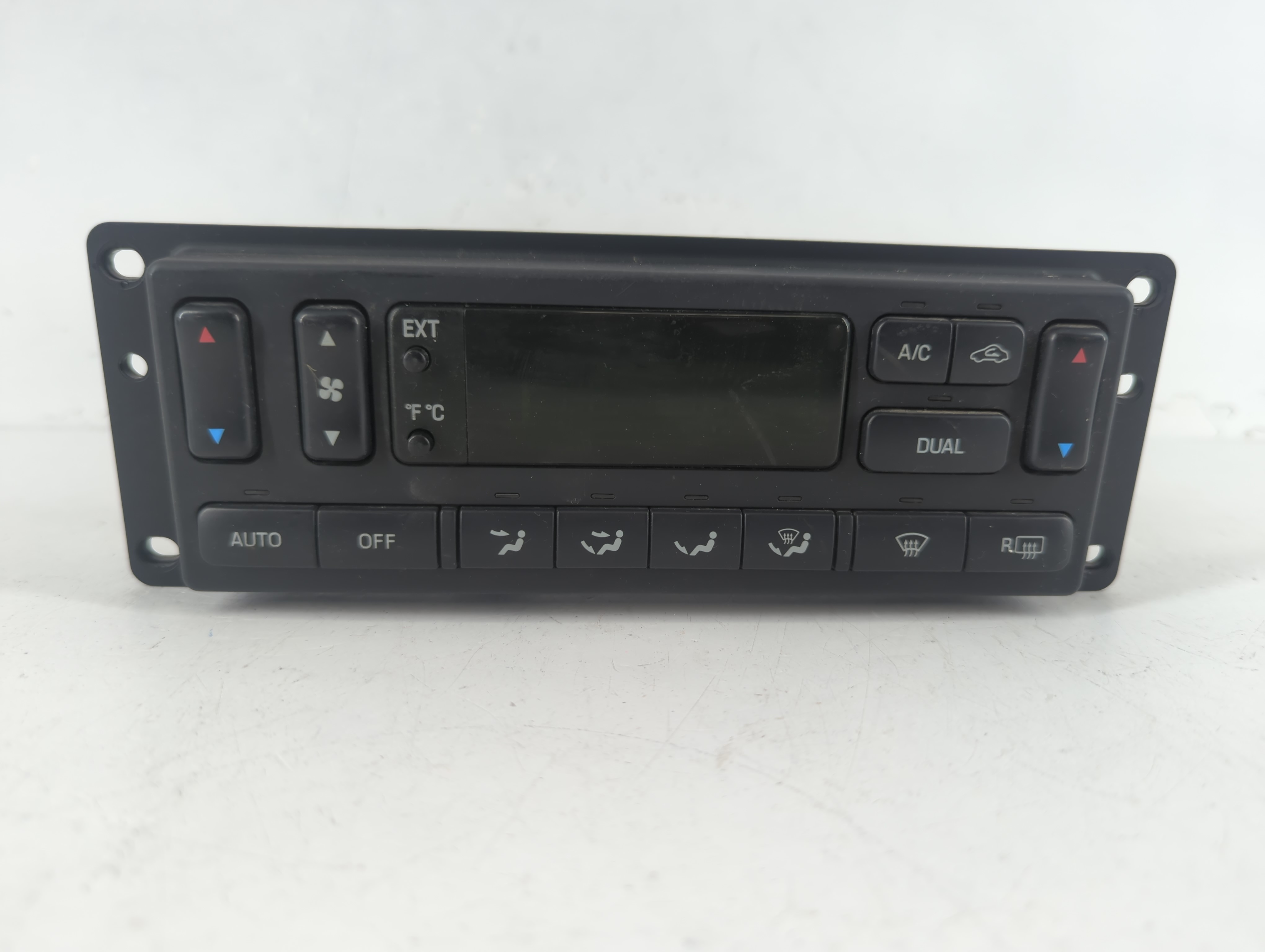 2002-2005 Mercury Mountaineer Ac Heater Climate Control 4l24-18c612-ab 940396 - Oemusedautoparts1.com