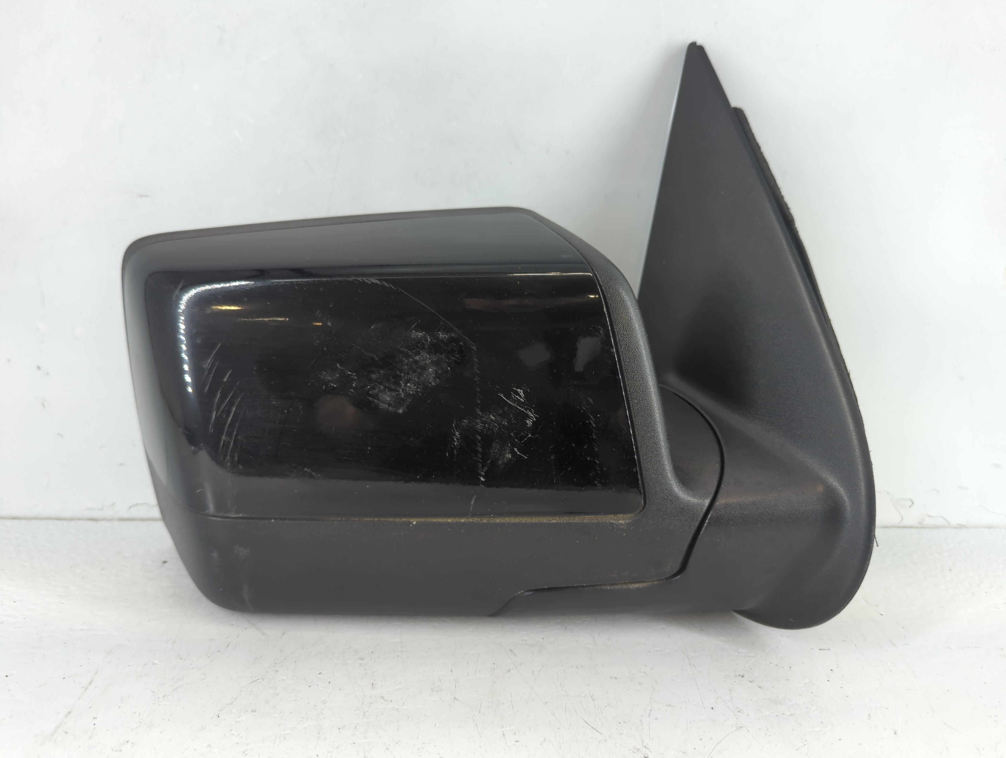 2007 Ford Explorer Driver Left Side View Manual Door Mirror Black 940461 - Oemusedautoparts1.com