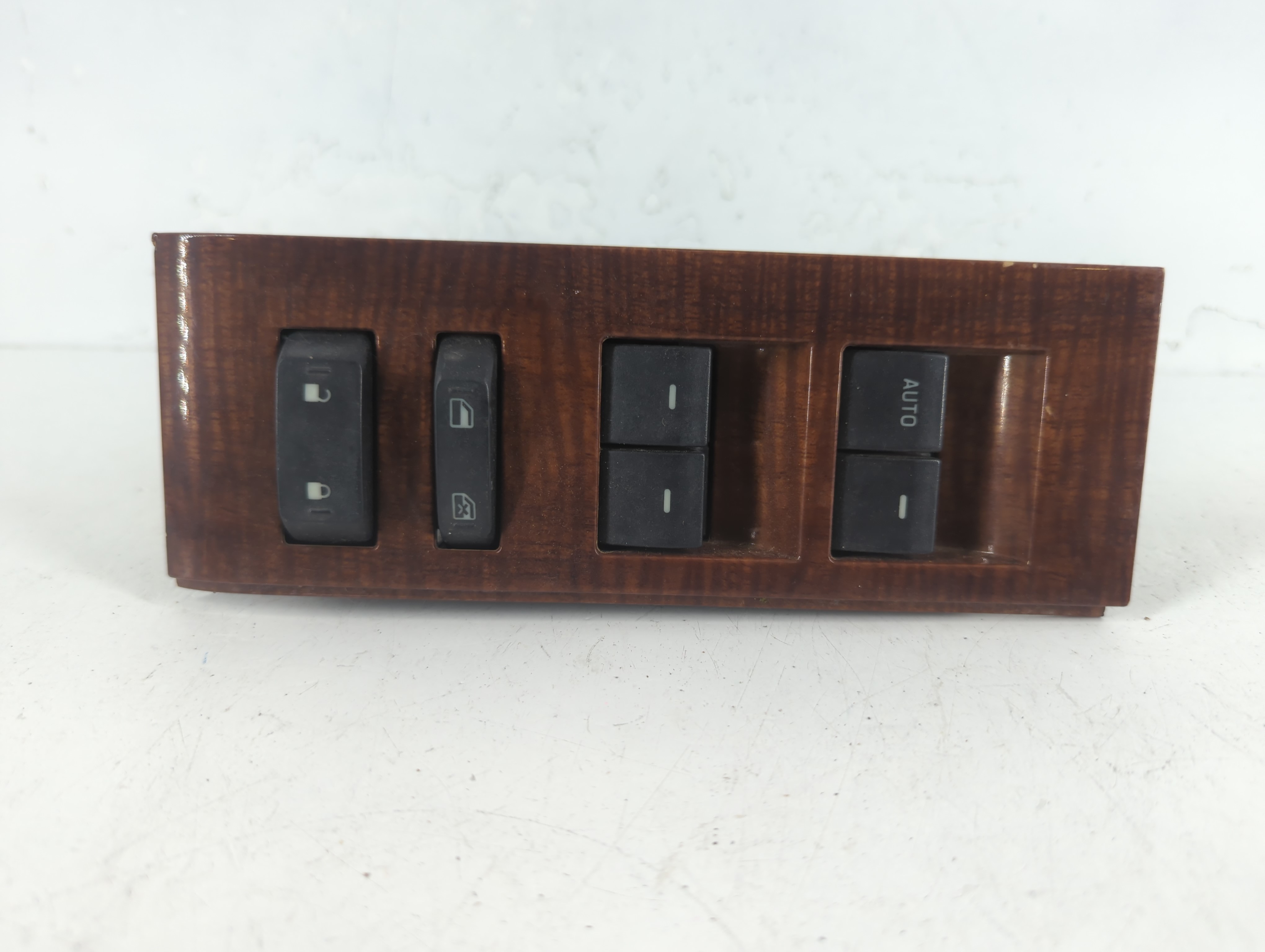 Picture of Ford Explorer Driver Left Door Master Power Window Switch 940498