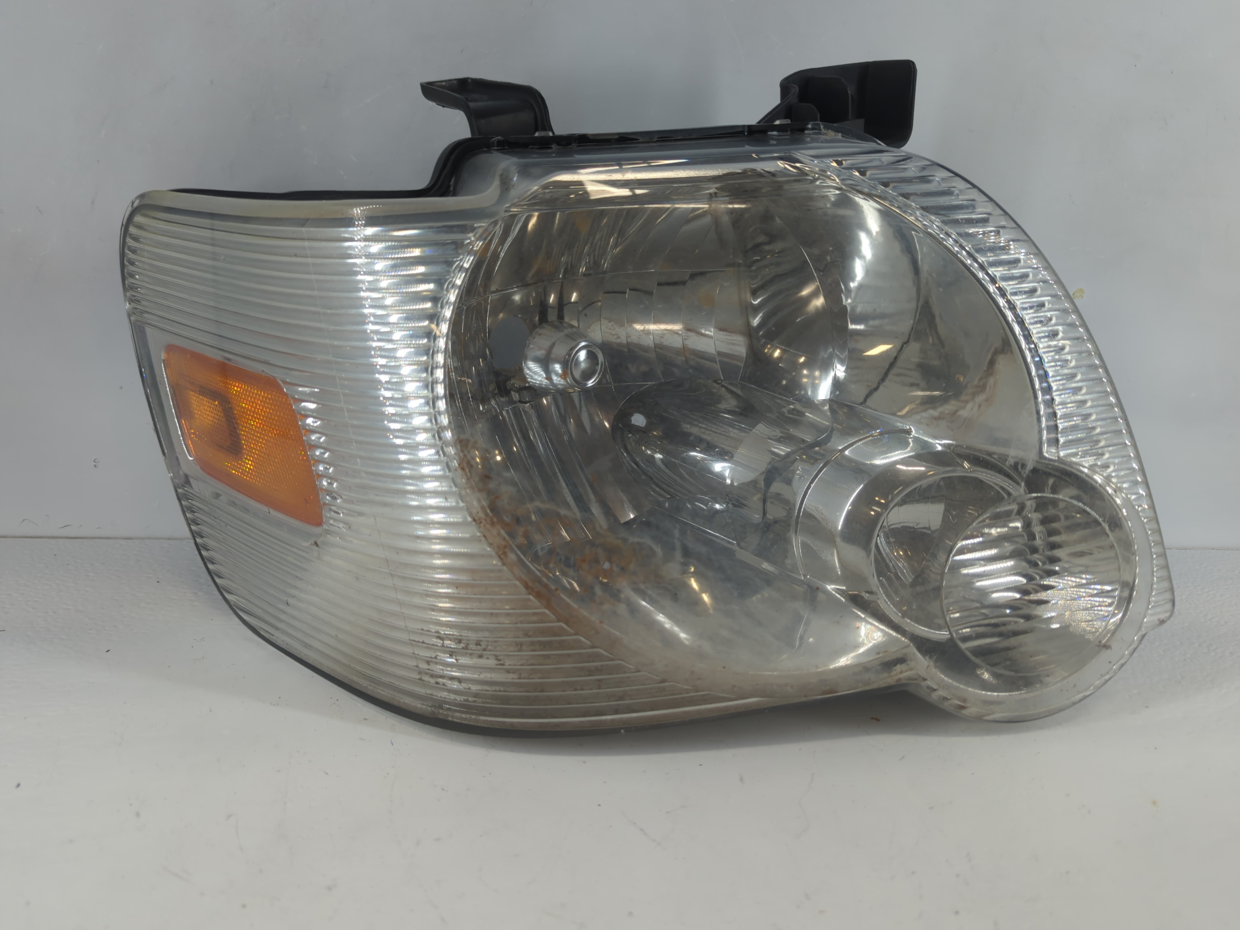 2006-2007 Ford Explorer Passenger Right Oem Front Light Lamp 940522 - Oemusedautoparts1.com