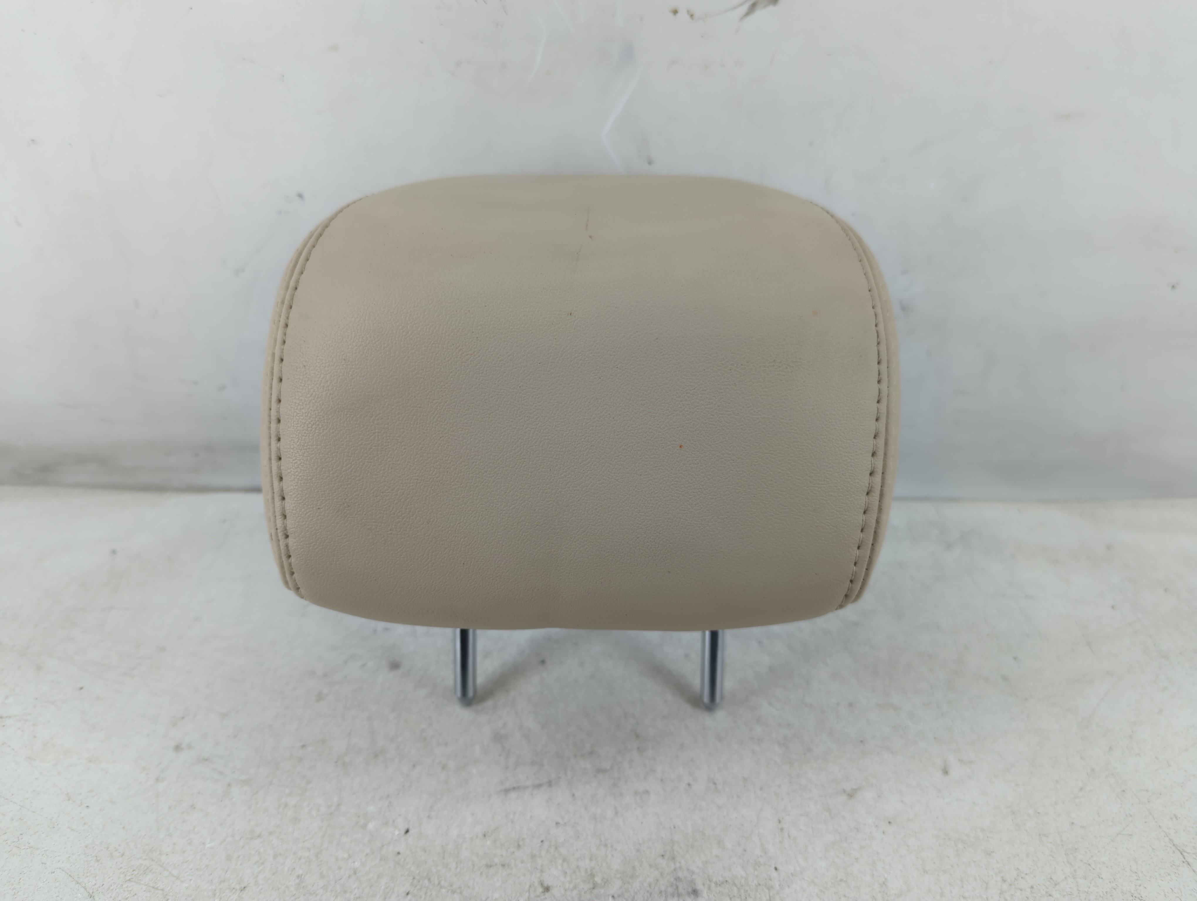 2011-2012 Lincoln Mkz Headrest Head Rest Rear Center Seat Beige 940584 - Oemusedautoparts1.com