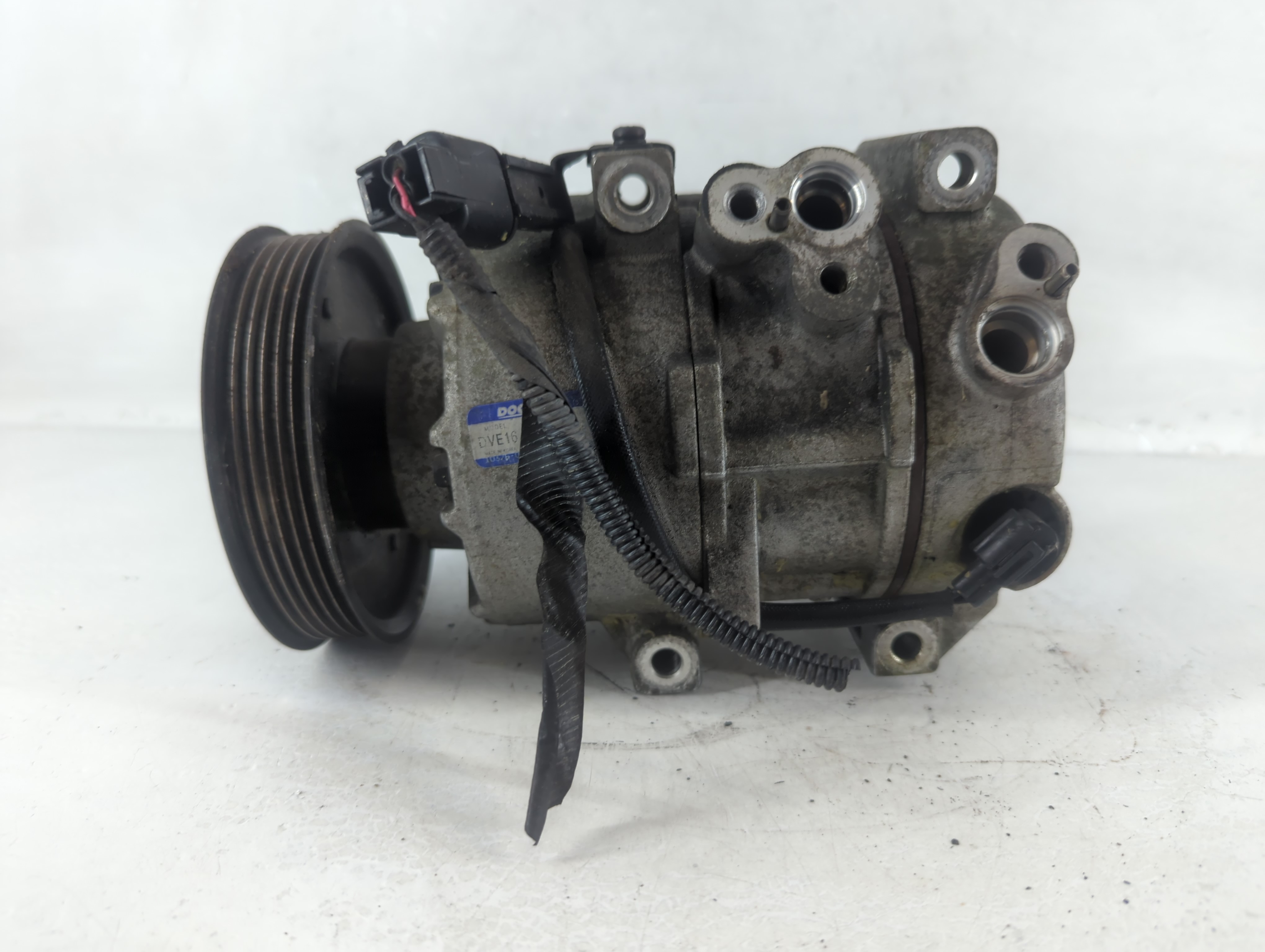 2013-2016 Hyundai Genesis Air Conditioning A/c Ac Compressor Oem 940677 - Oemusedautoparts1.com