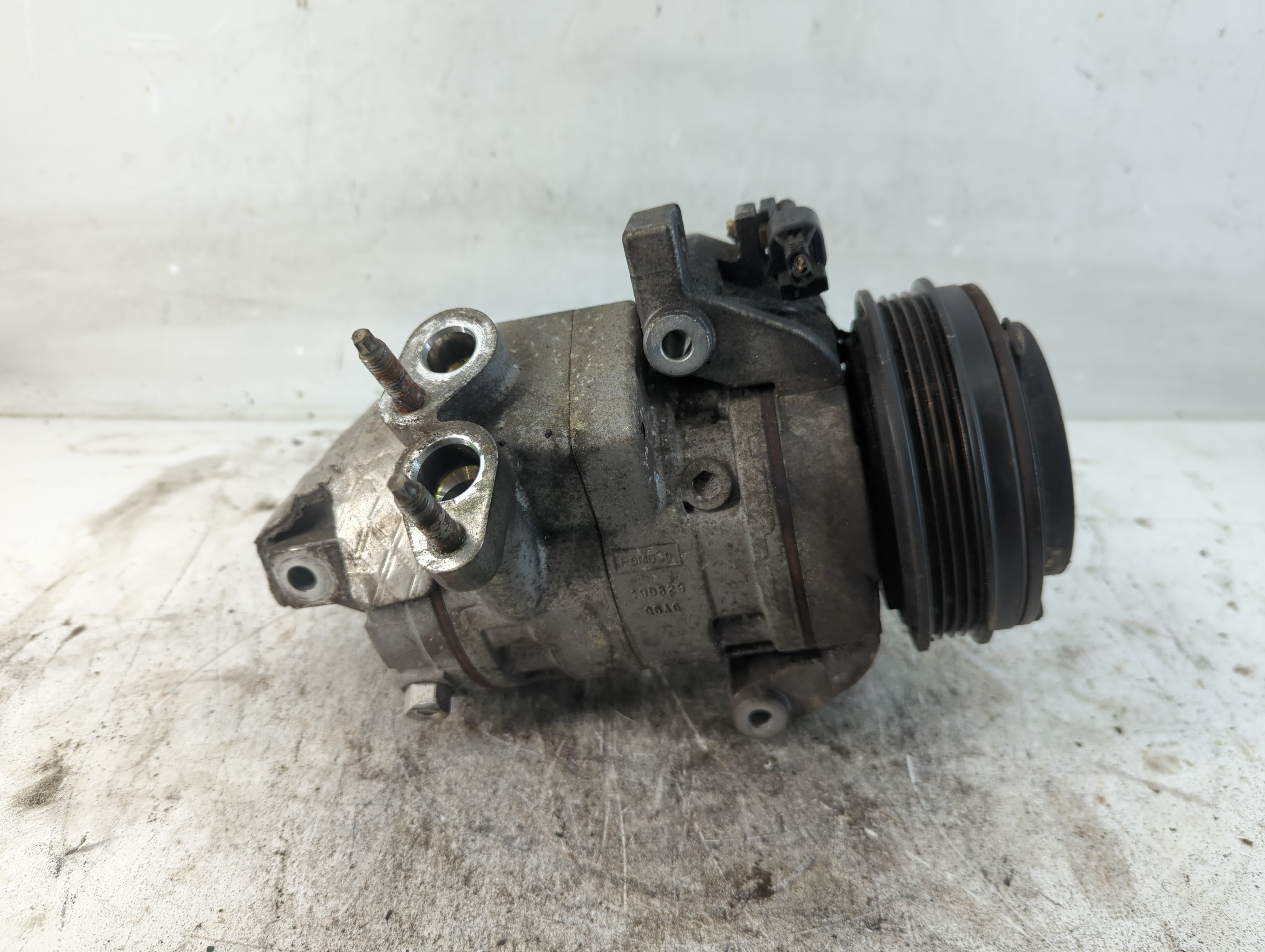 2011-2014 Ford F-150 Air Conditioning A/c Ac Compressor Oem 940699 - Oemusedautoparts1.com