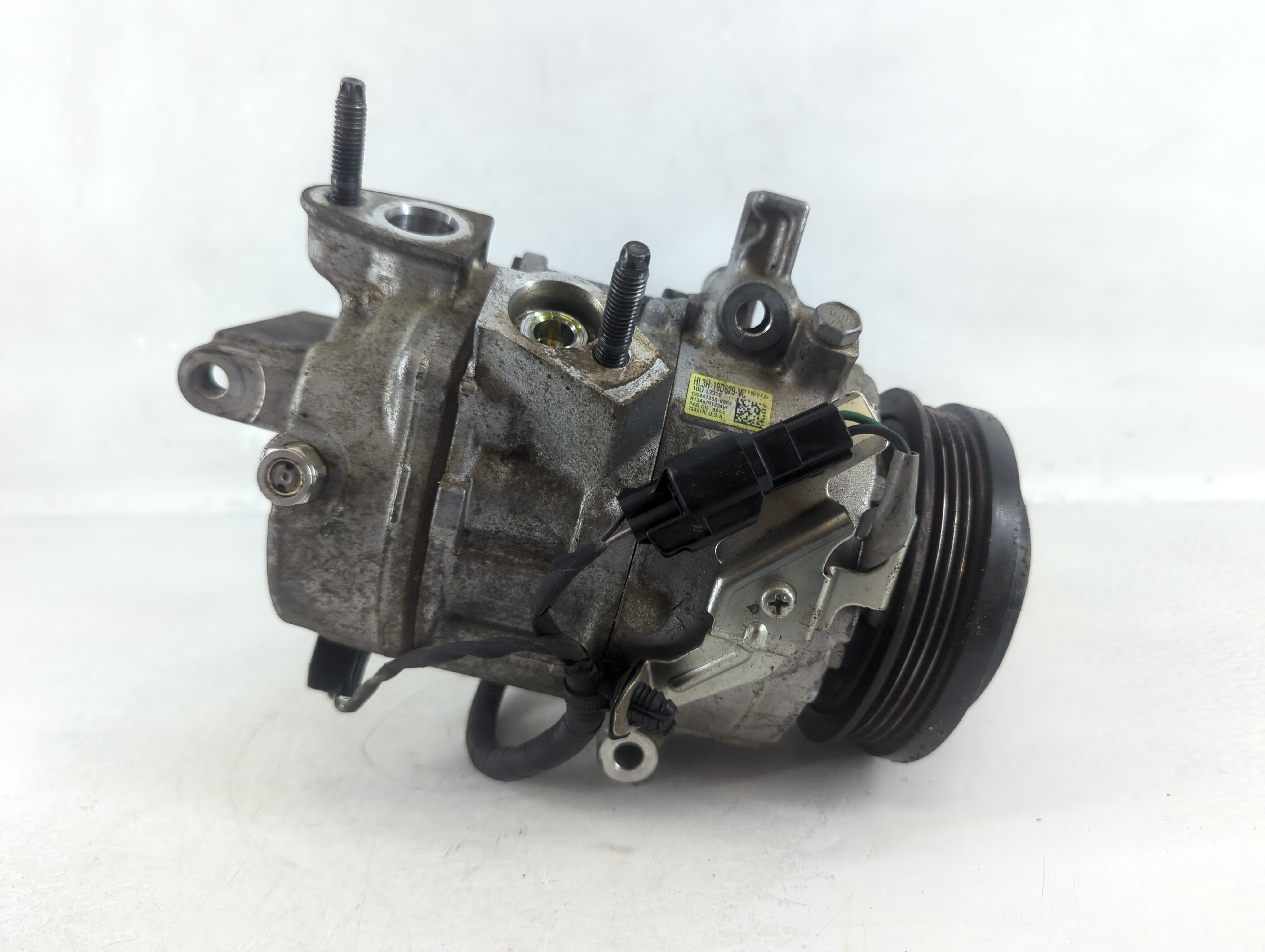 2017-2020 Ford F-150 Air Conditioning A/c Ac Compressor Oem 940762 - Oemusedautoparts1.com