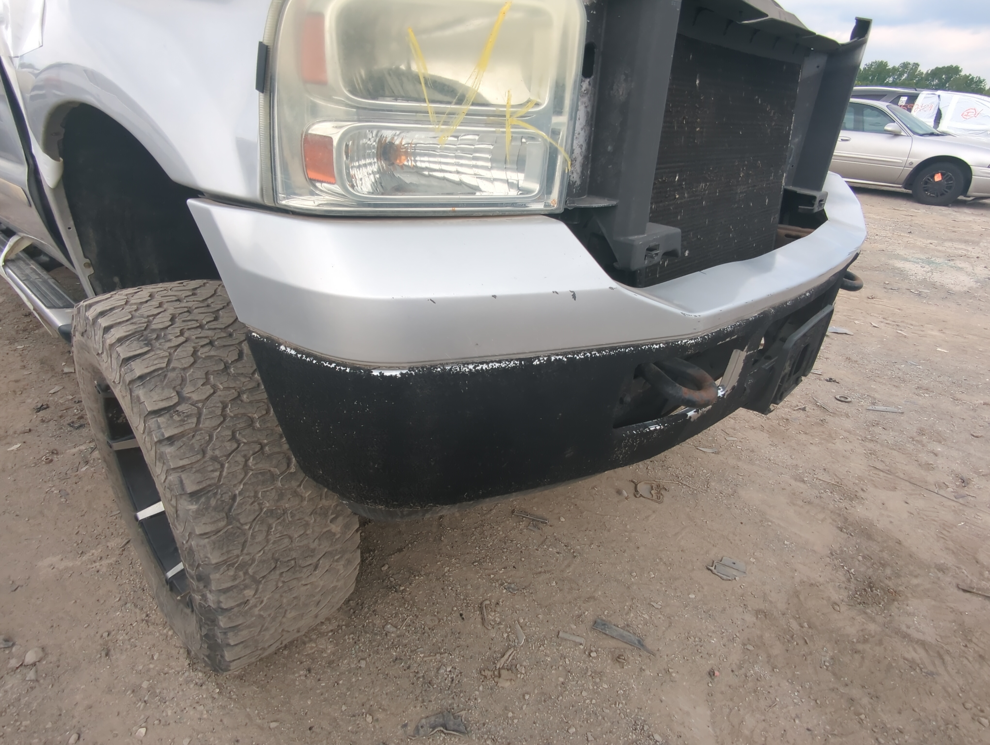 Picture of 2005-2007 Ford F-250 Super Duty Front Bumper - Oem 940909