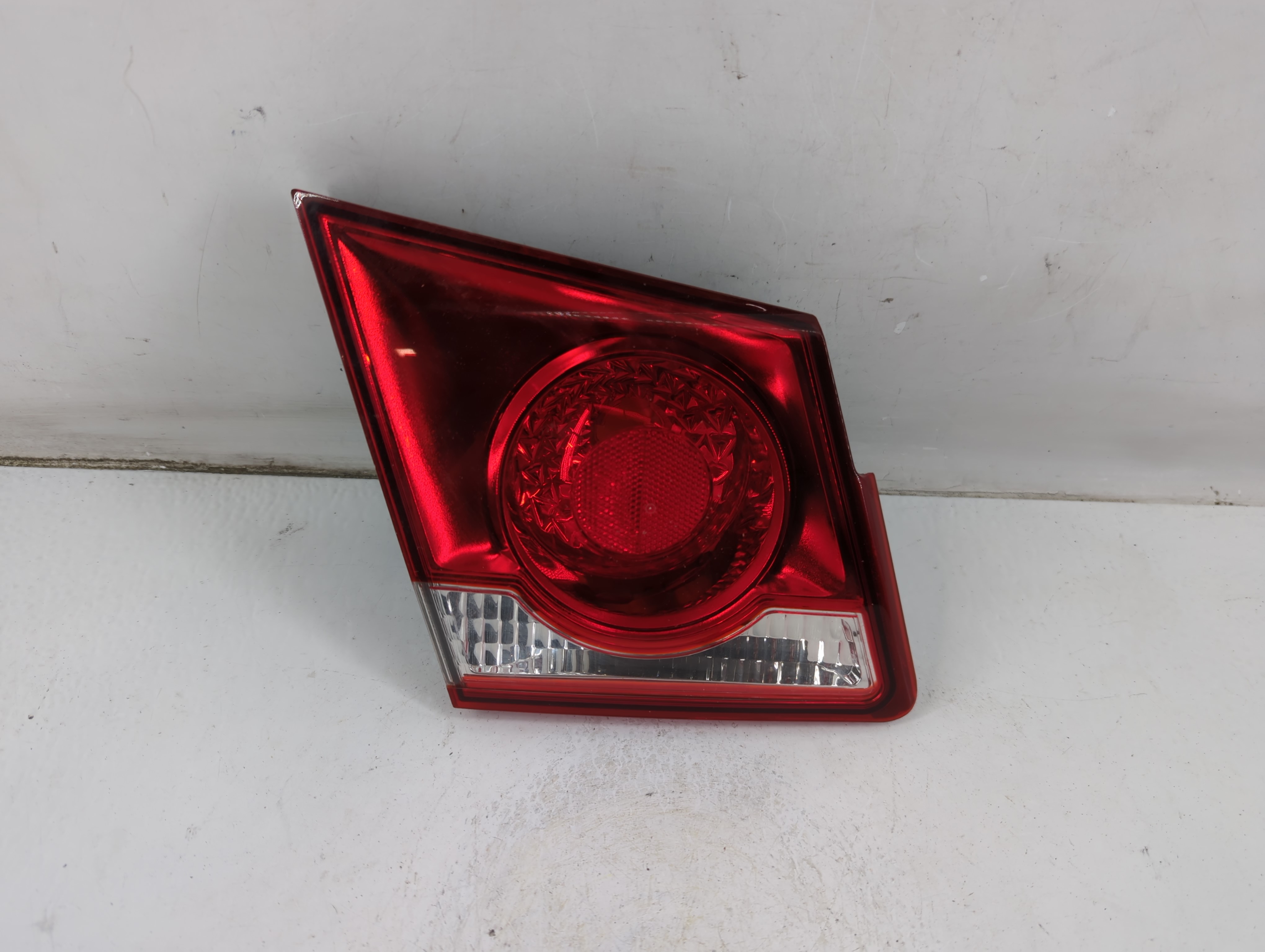 2011-2016 Chevrolet Cruze Passenger Right Side Tail Light Taillight Oem 940915 - Oemusedautoparts1.com