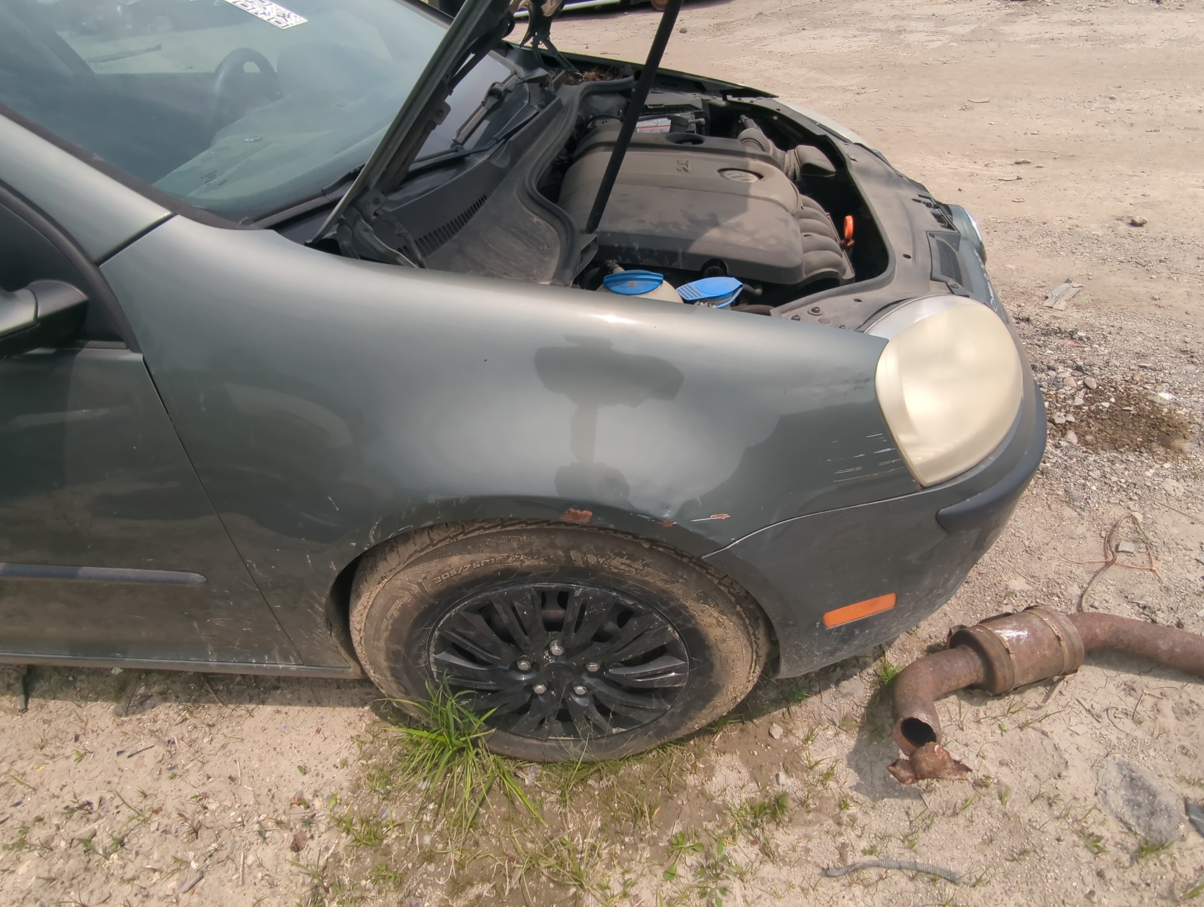 Picture of 2006-2009 Volkswagen Rabbit Passenger Fender 940928