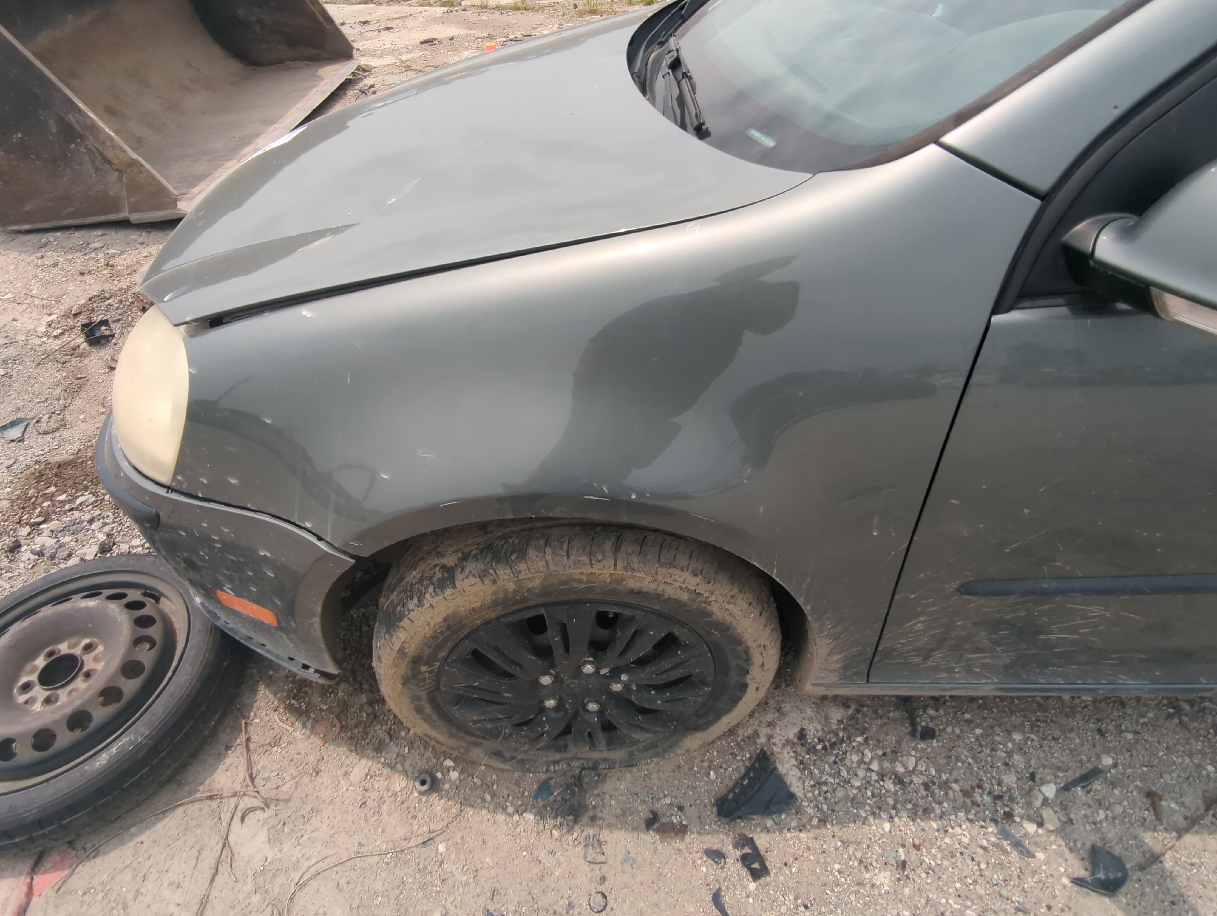 Picture of 2006-2009 Volkswagen Rabbit Driver Fender 940932