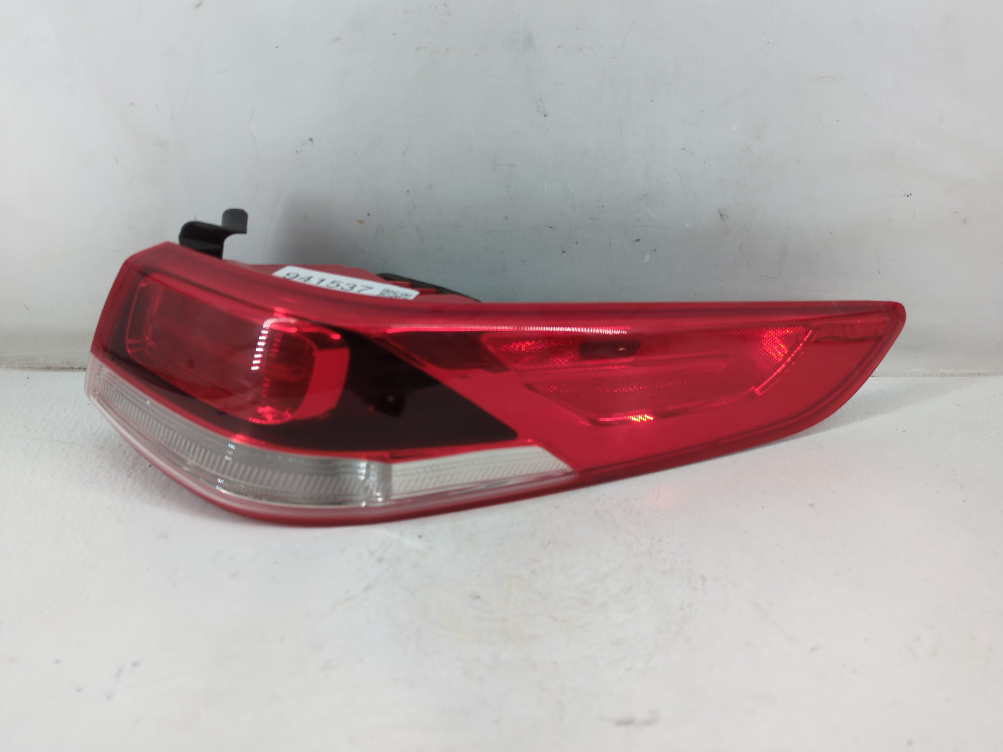 2016-2019 Kia Optima Passenger Right Side Tail Light Taillight Oem 941537 - Oemusedautoparts1.com