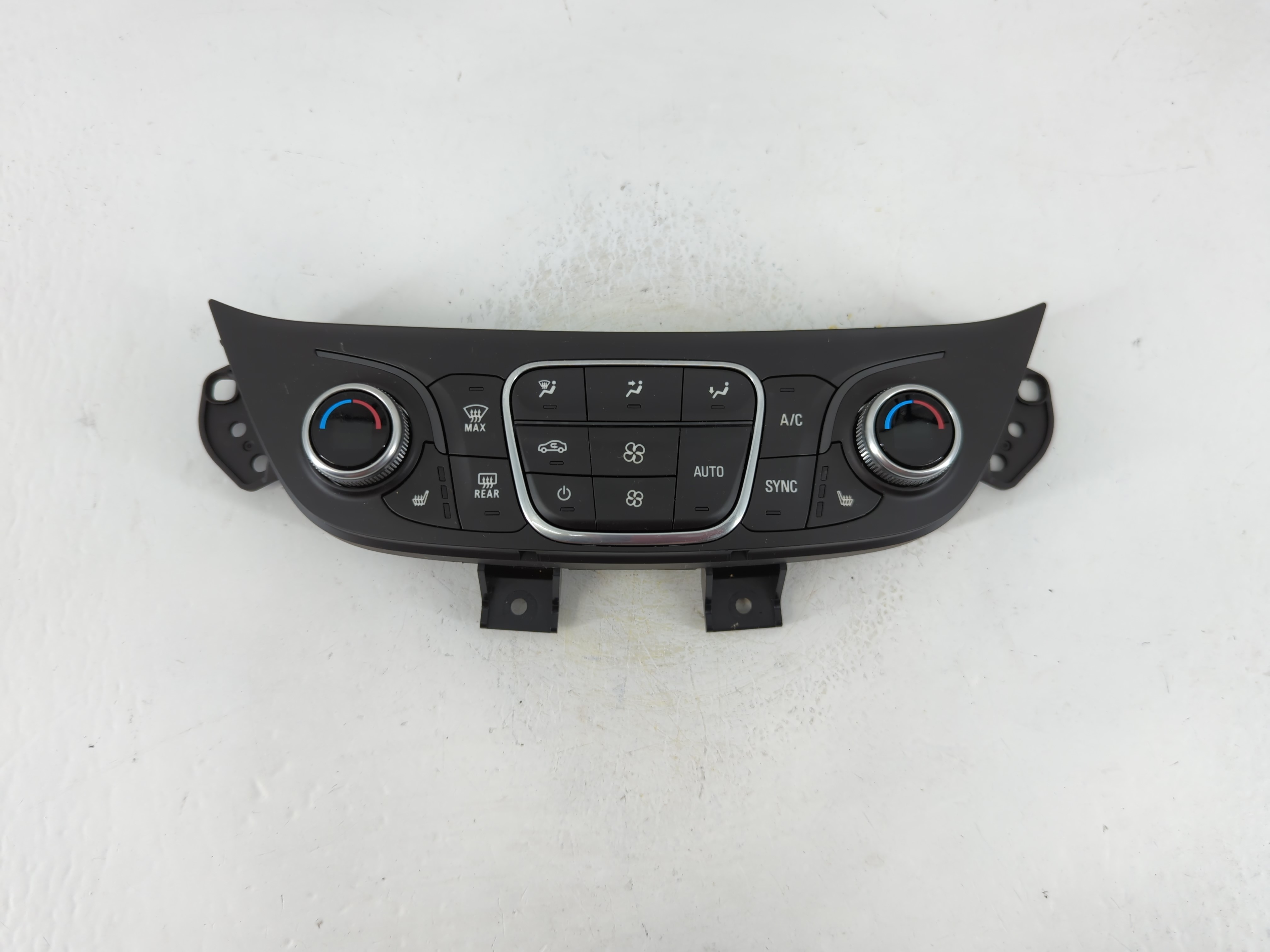 2018-2019 Chevrolet Equinox Ac Heater Climate Control 84422506 941552 - Oemusedautoparts1.com