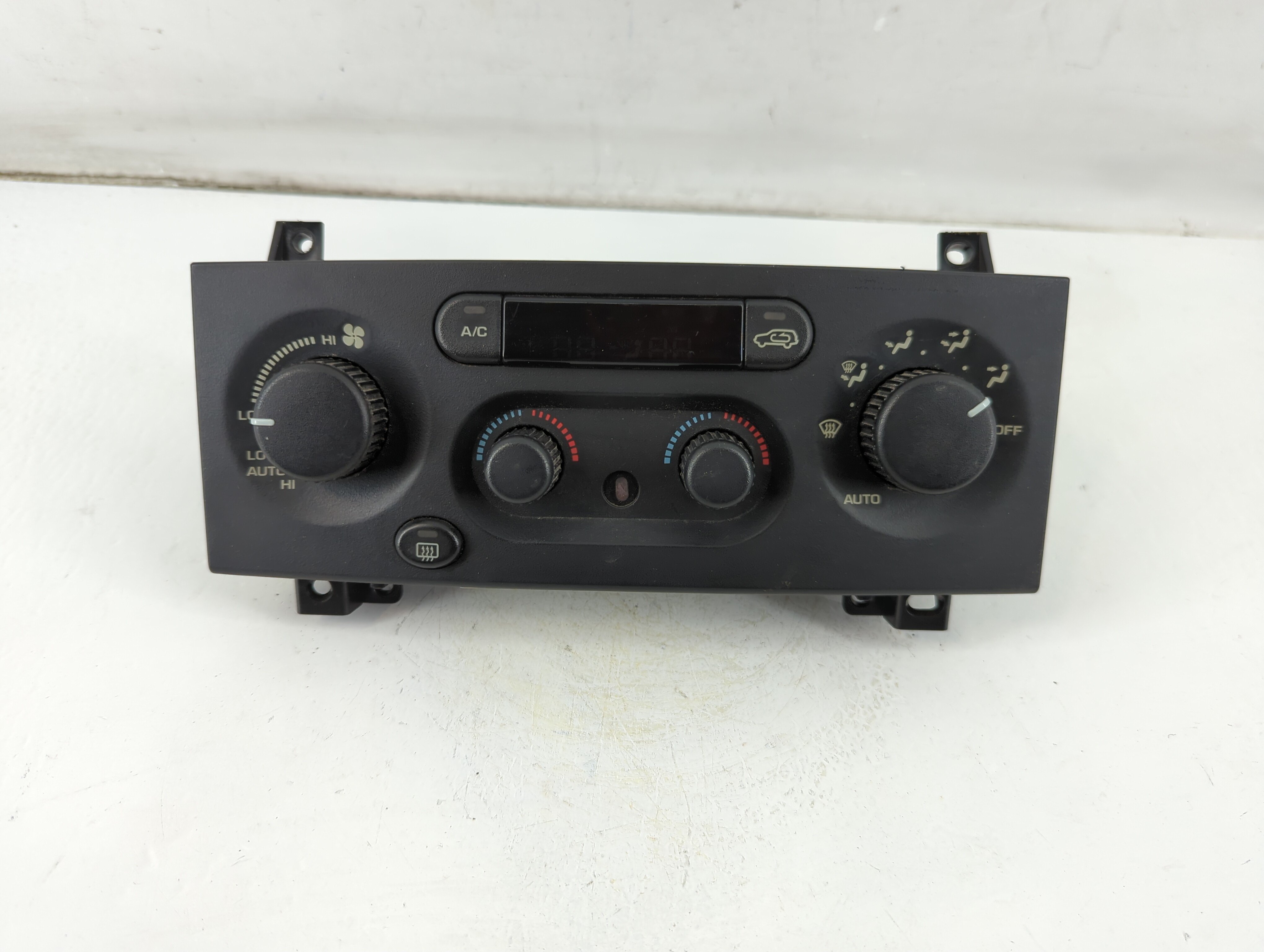 2002-2002 Jeep Grand Cherokee Ac Heater Climate Control P55116709ad 941565 - Oemusedautoparts1.com