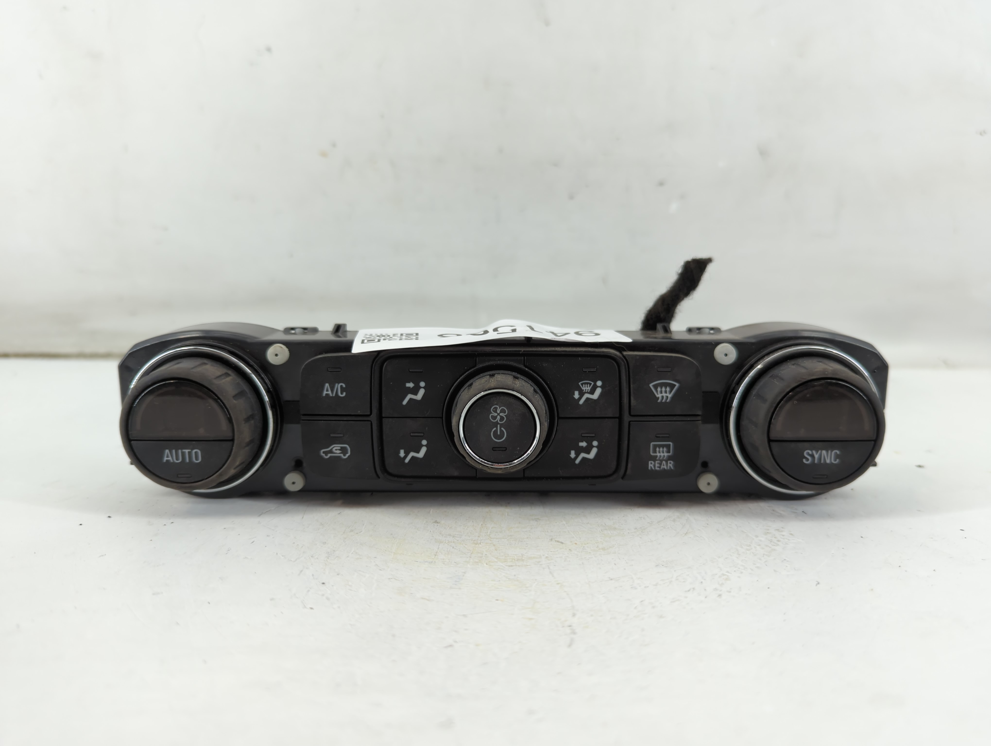 Picture of Gmc Terrain Ac Heater Climate Control 84246526 941568