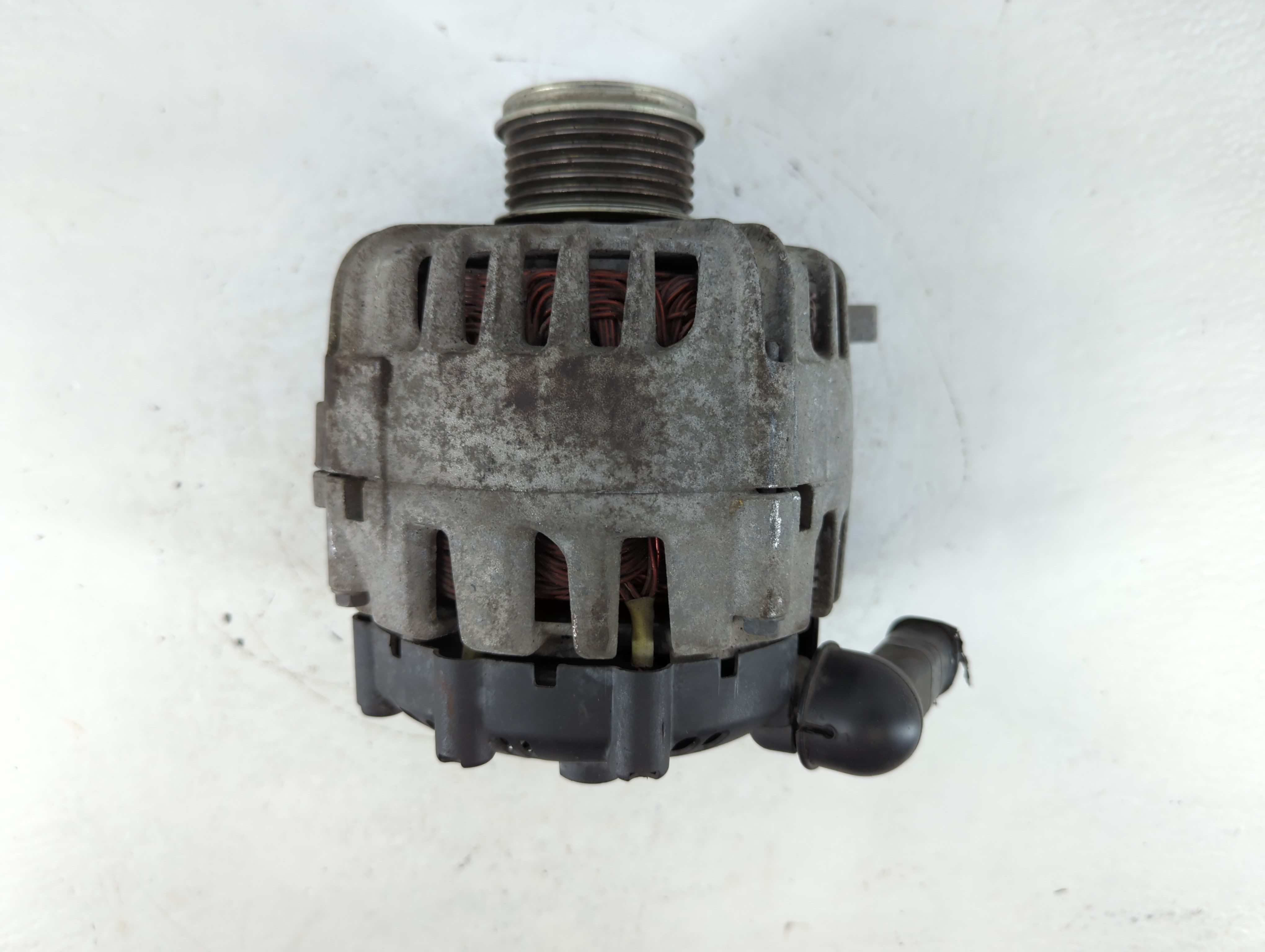 Picture of Nissan Rogue Select Alternator Generator Charging Assembly Engine Oem 941578