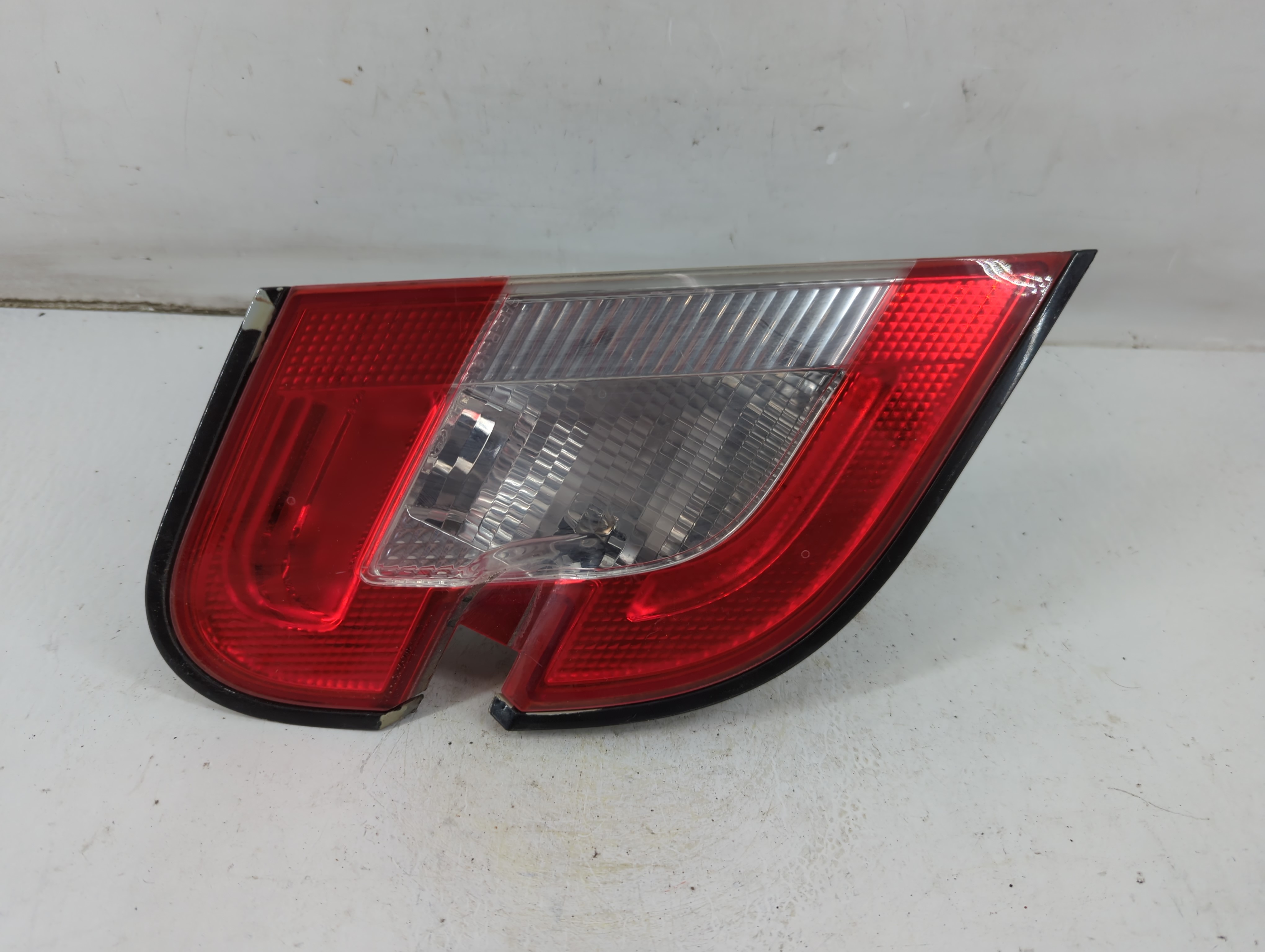 2010-2012 Ford Taurus Passenger Right Side Tail Light Taillight Oem 941601 - Oemusedautoparts1.com